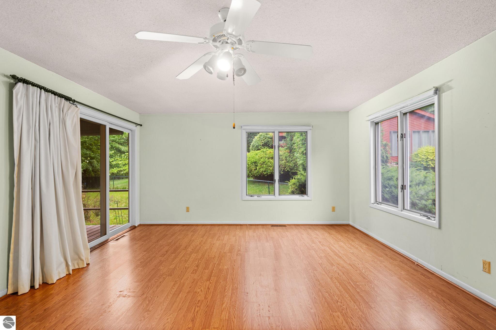 901 Huron Hills Drive