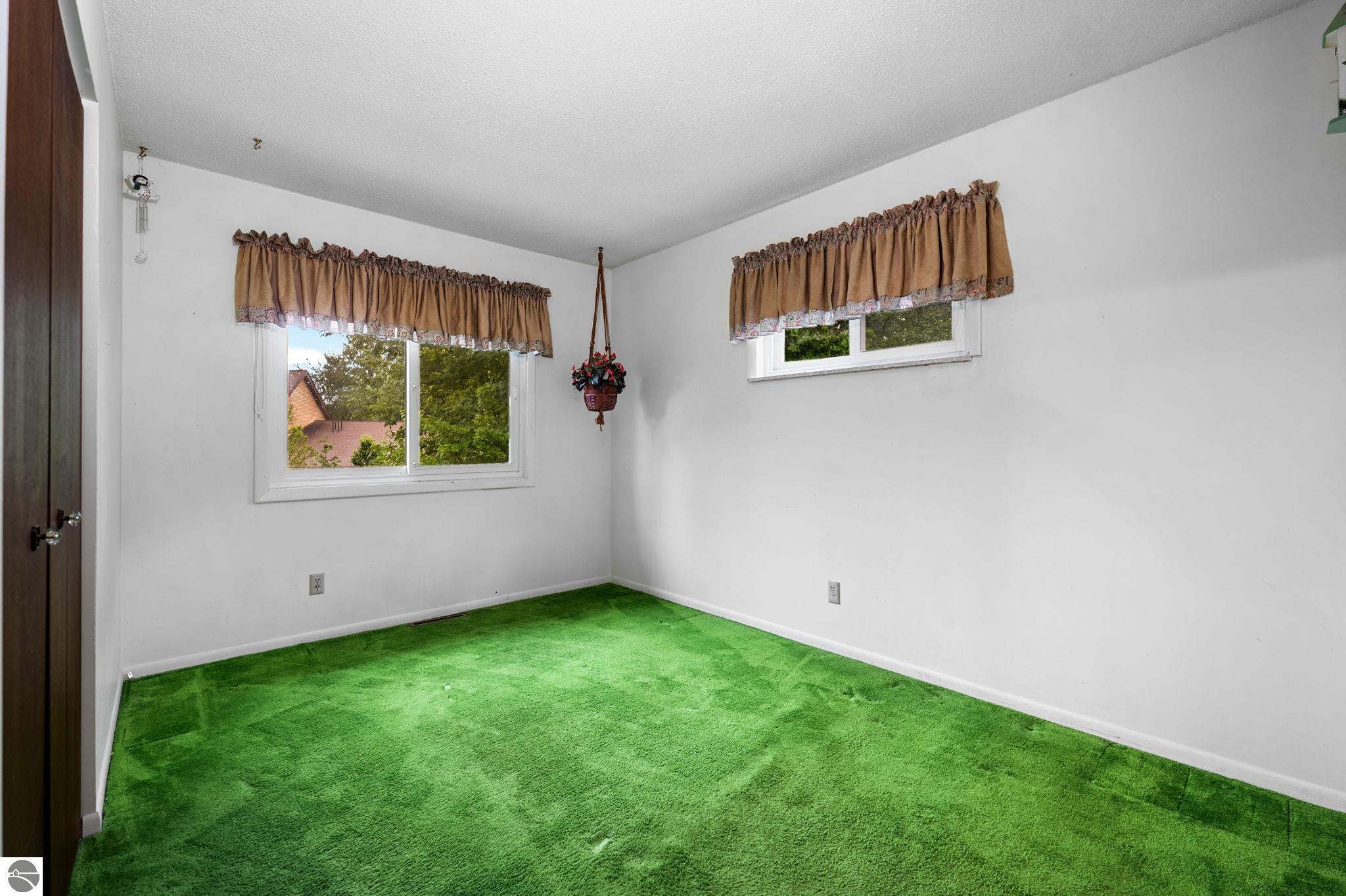901 Huron Hills Drive