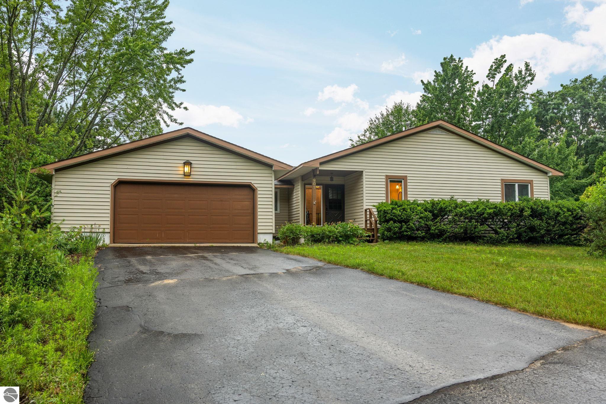 901 Huron Hills Drive