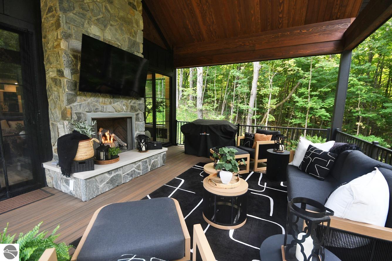 11269 Cedar Valley Ridge Drive