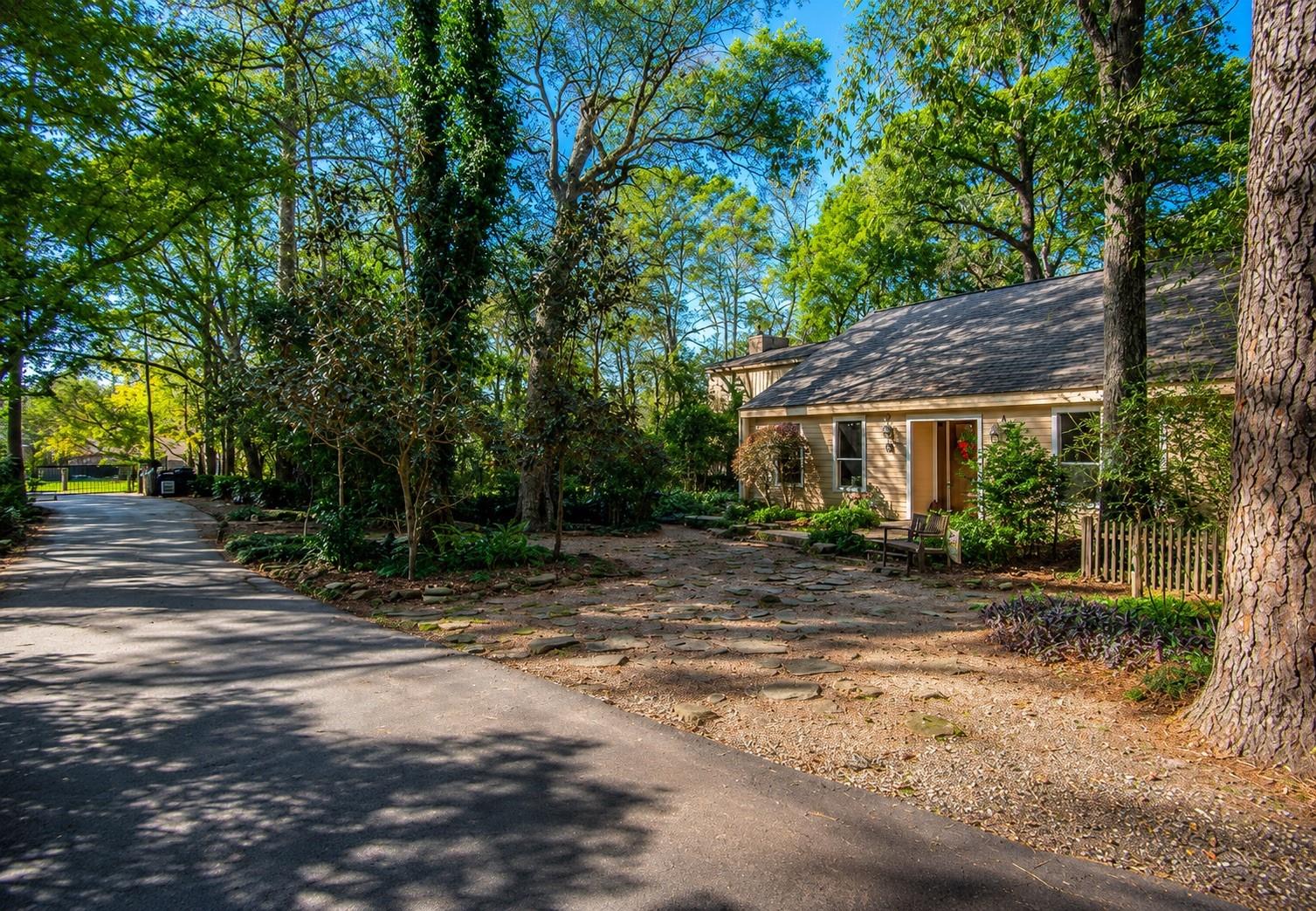 1 Holly Tree Lane