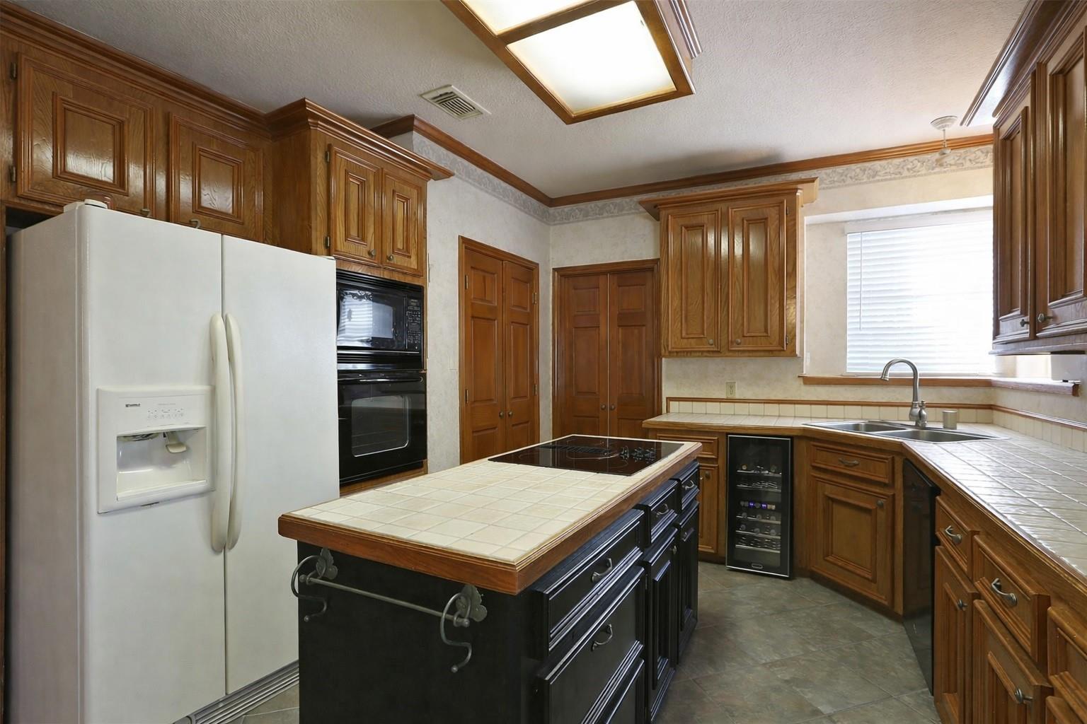 17614 Woodlode Lane