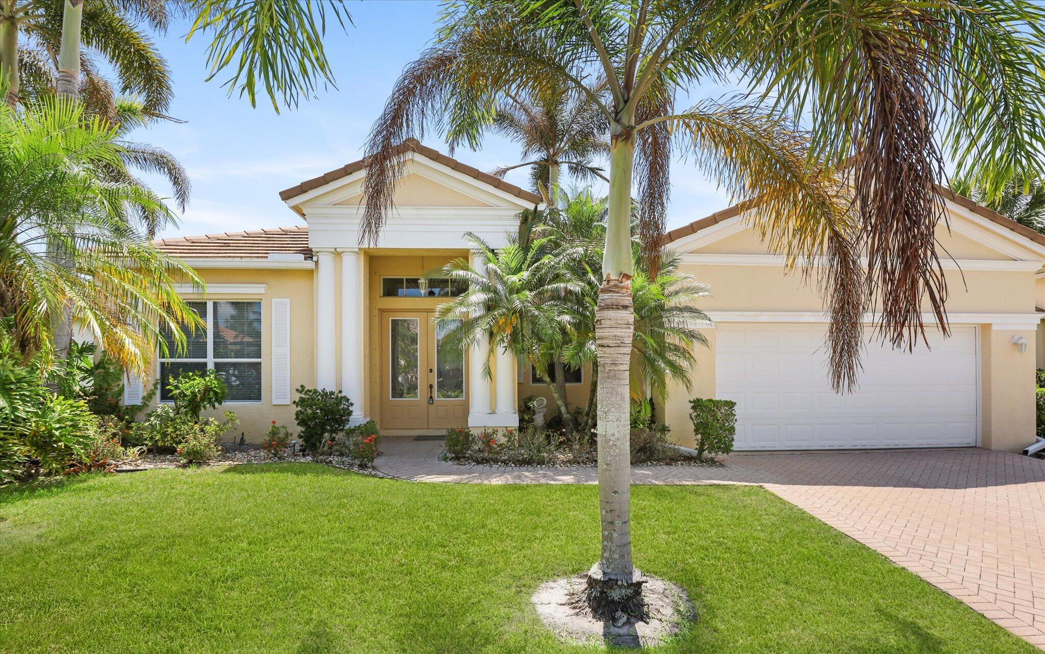 521 SW Lake Manatee Way, Port St. Lucie