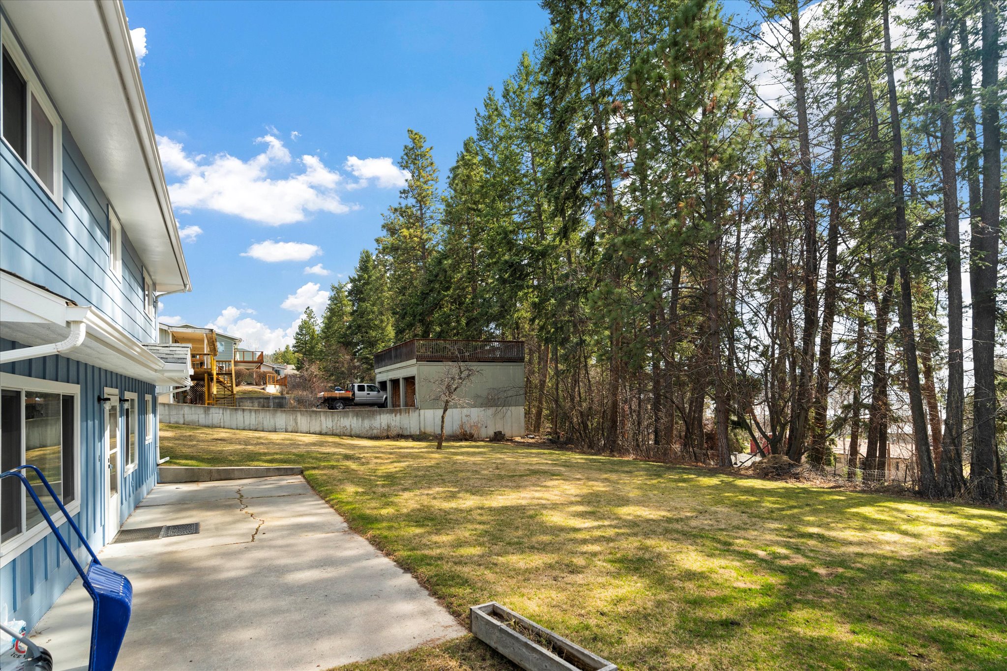 172 Holt Dr A, B & C