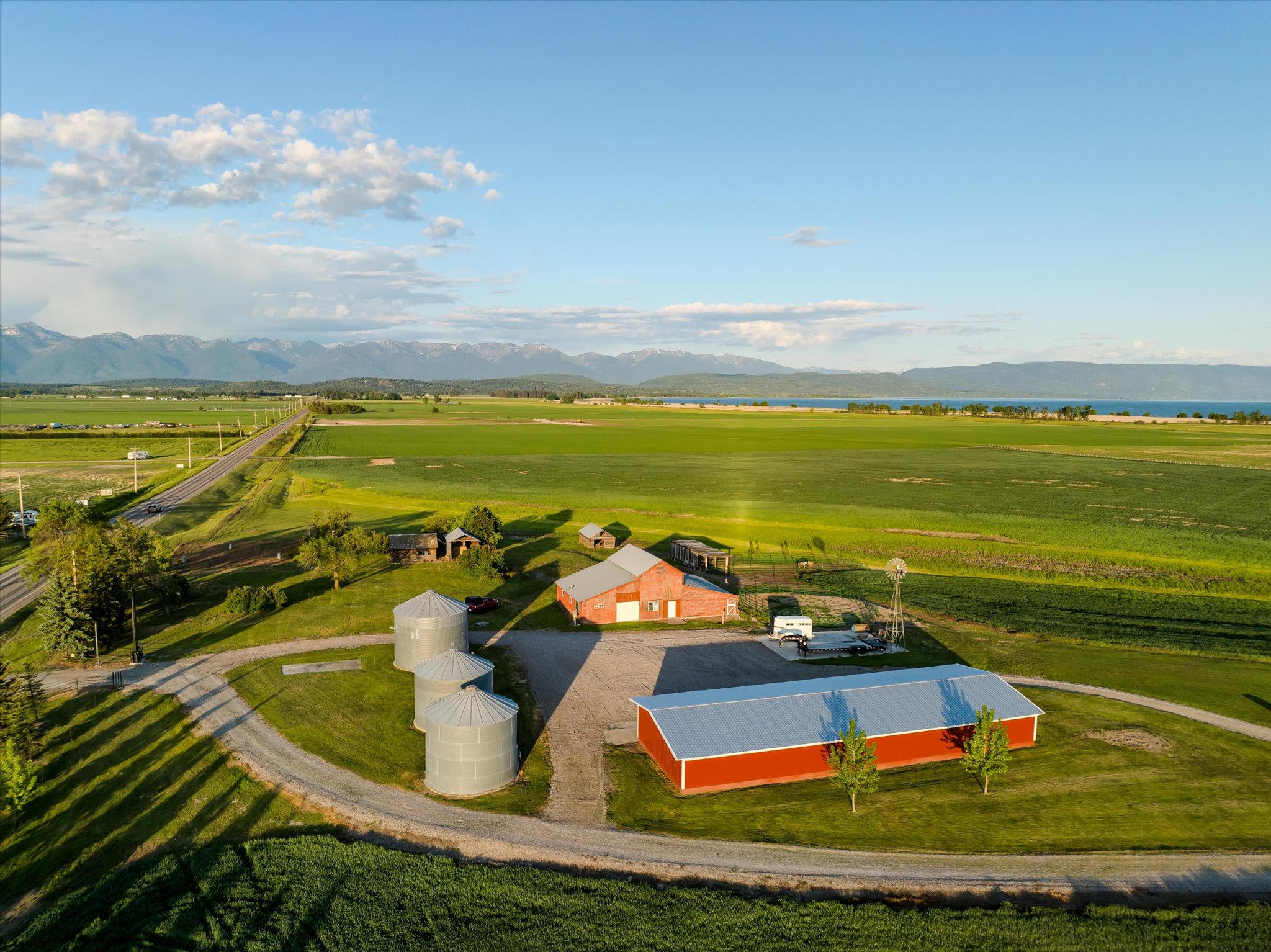770 Highway 82