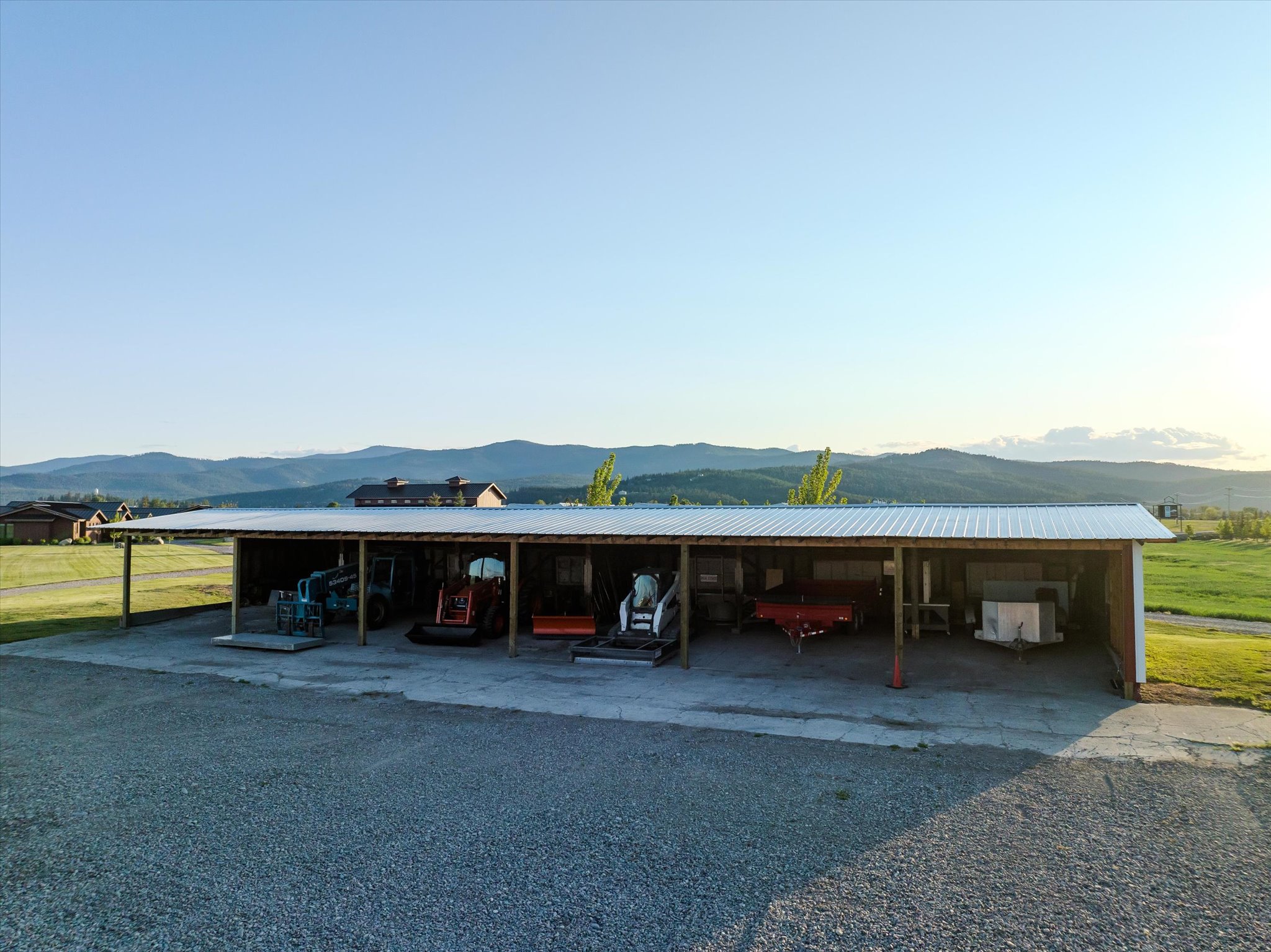 770 Highway 82