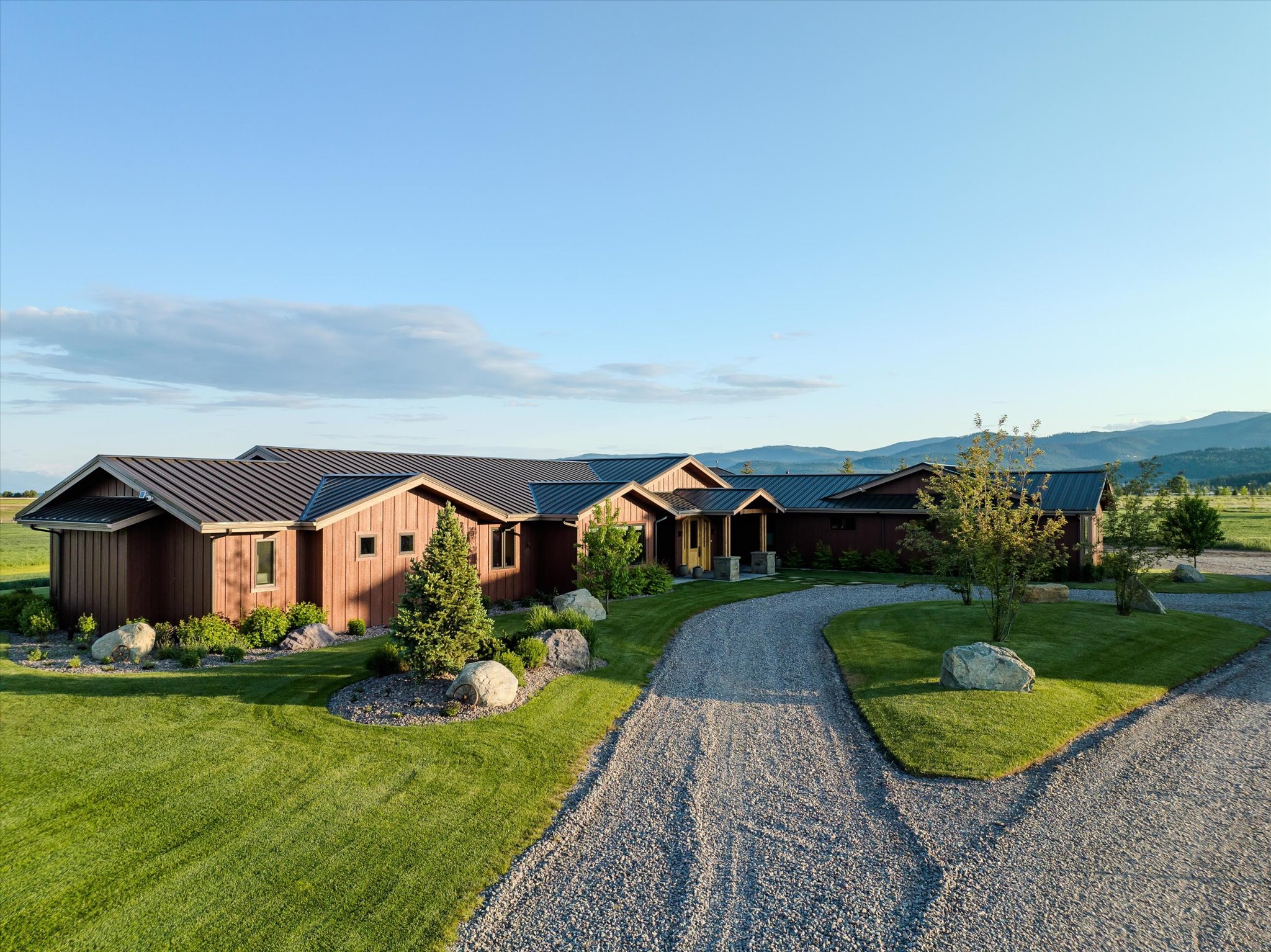 770 Highway 82