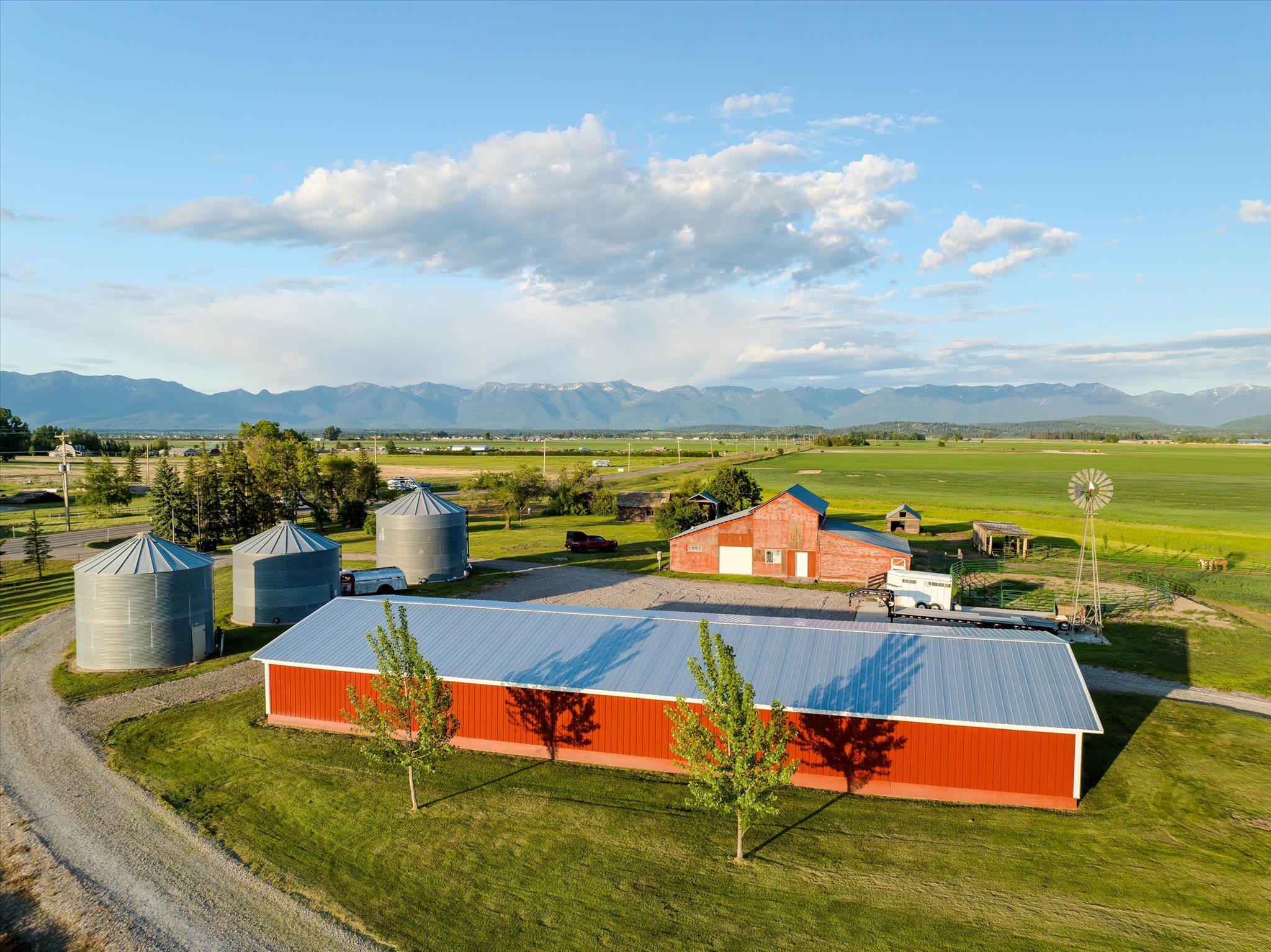 770 Highway 82