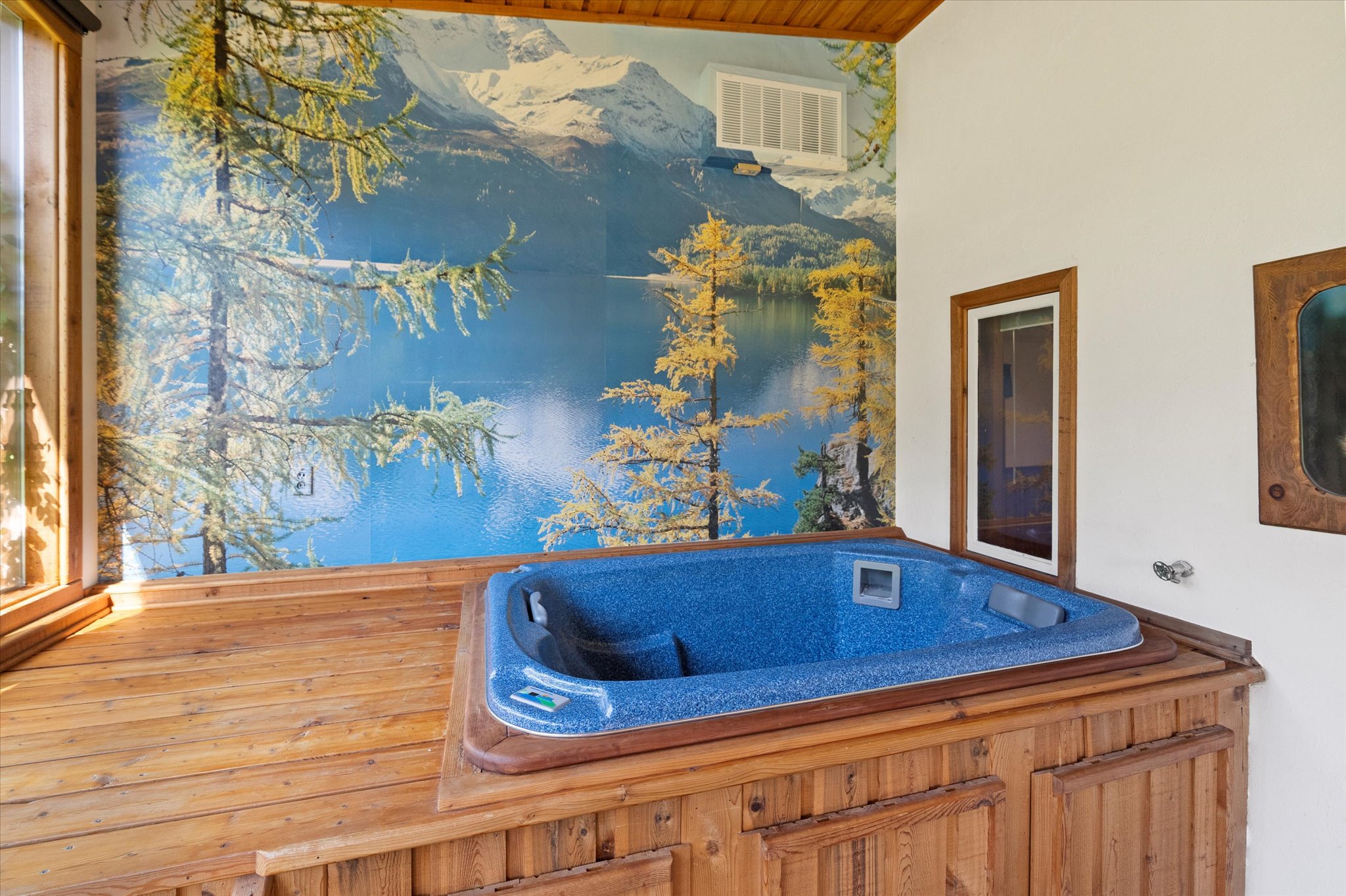 2175 Whitefish Stage