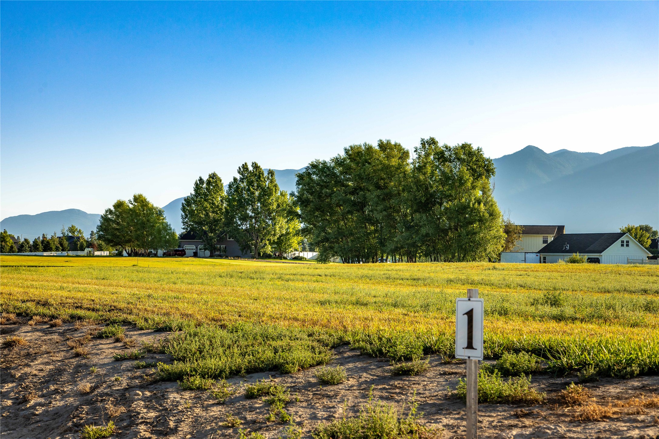 287 Holbrook Dr