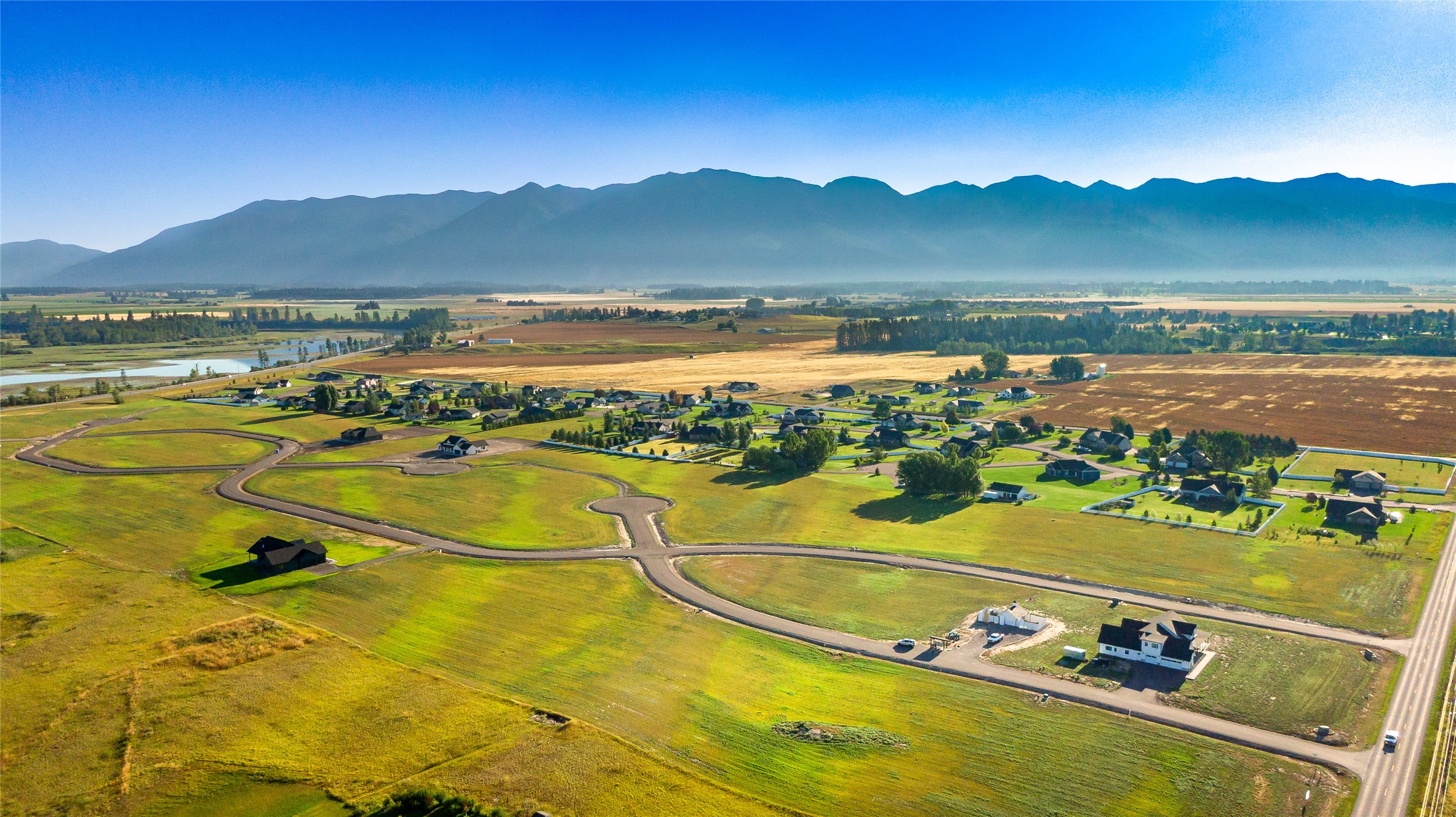 446 Charlotte Peak Dr