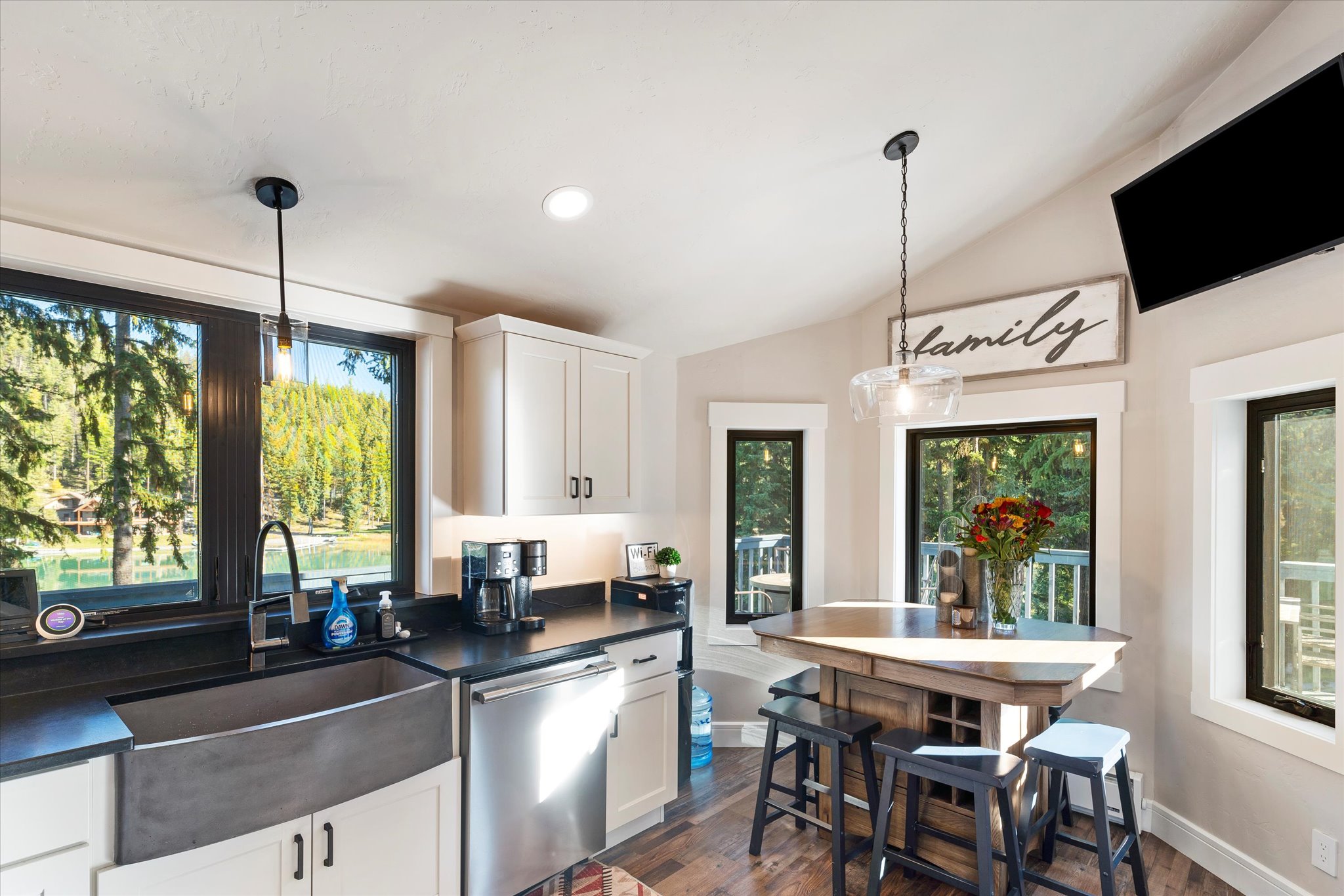 312 & 318 Island Dr.