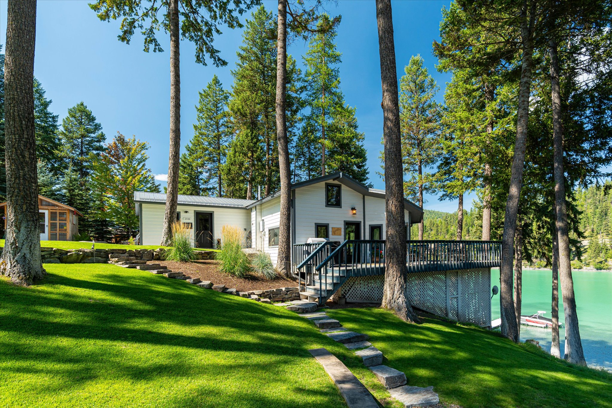 312 & 318 Island Dr.