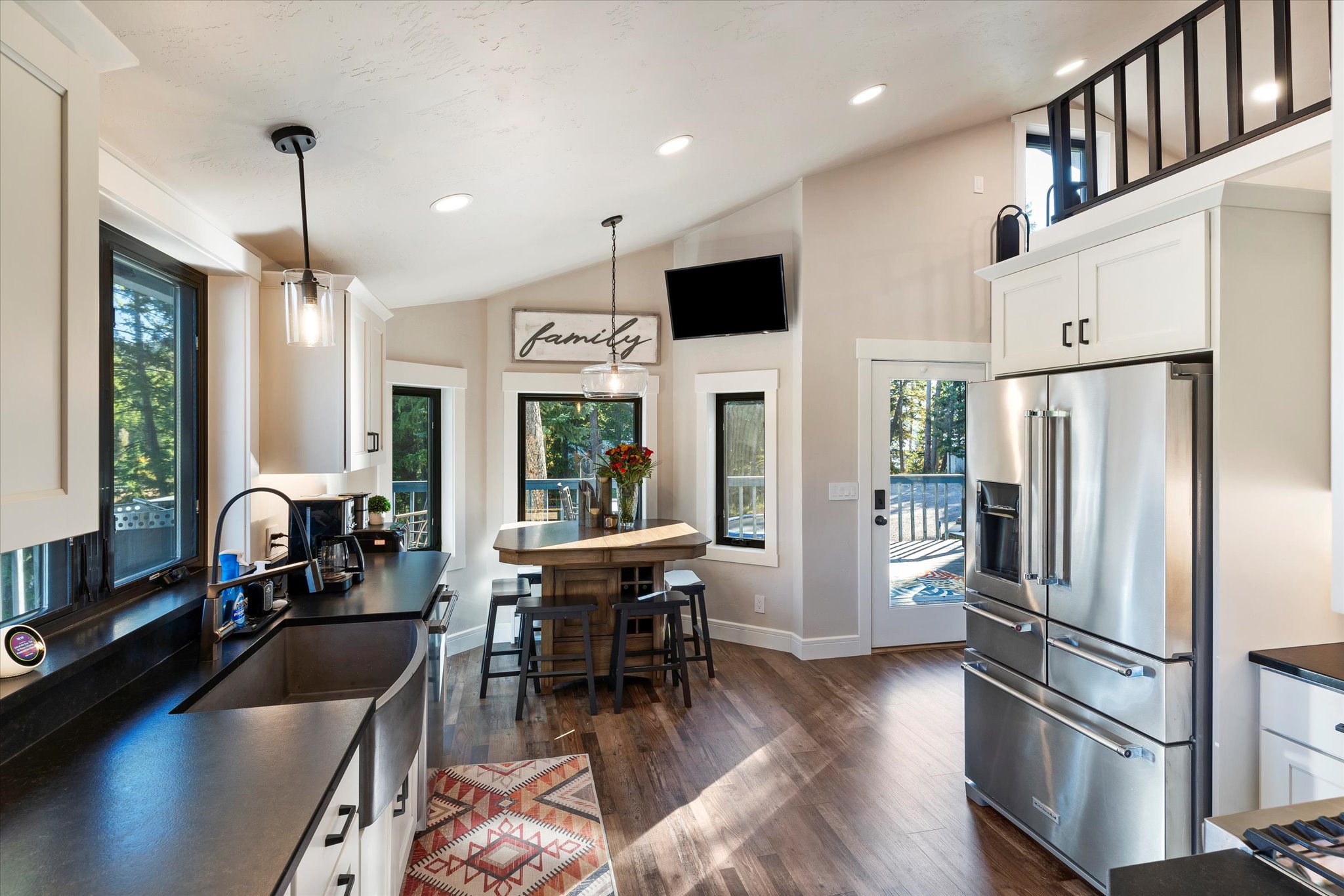 312 & 318 Island Dr.