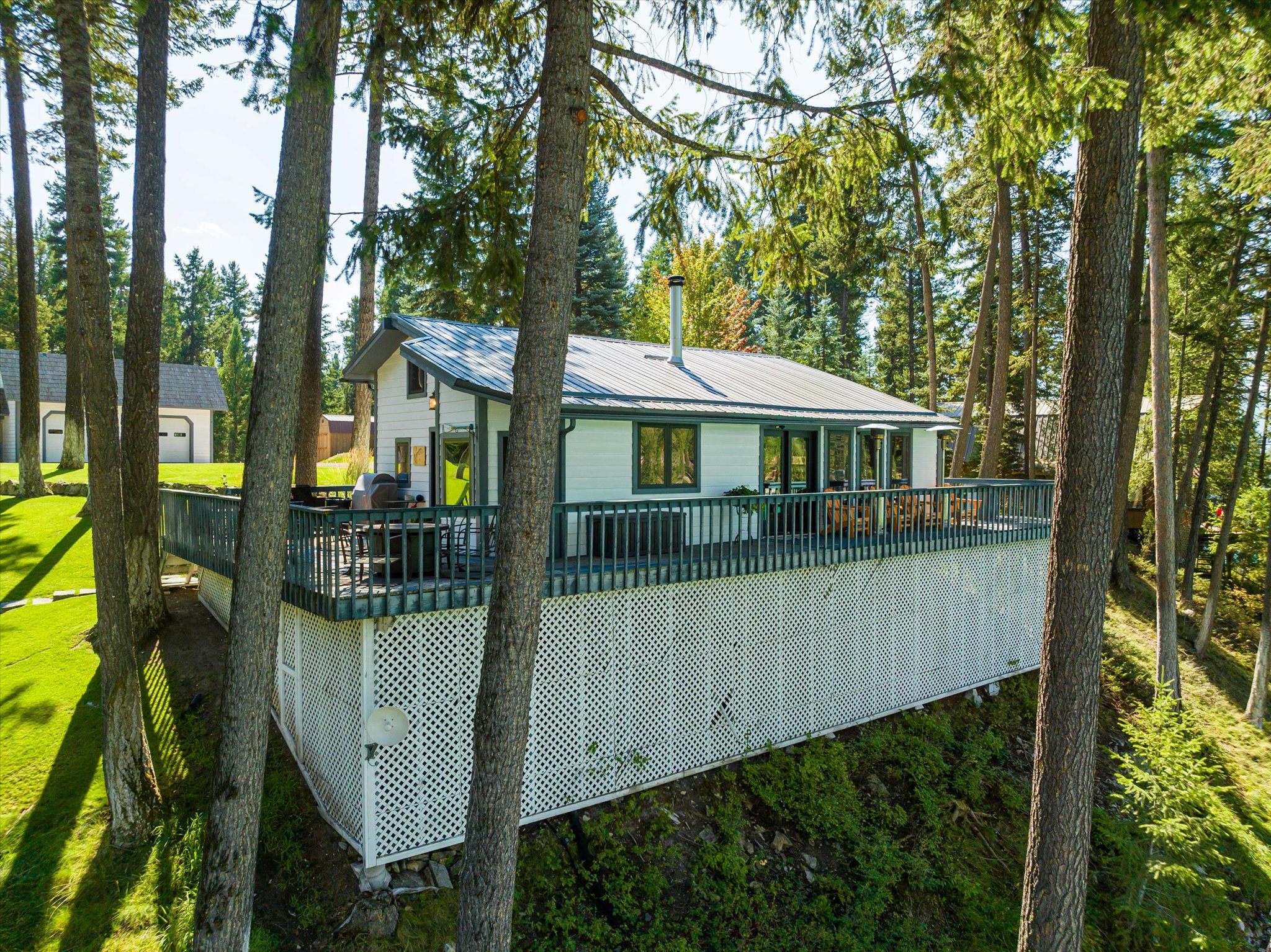 312 & 318 Island Dr.