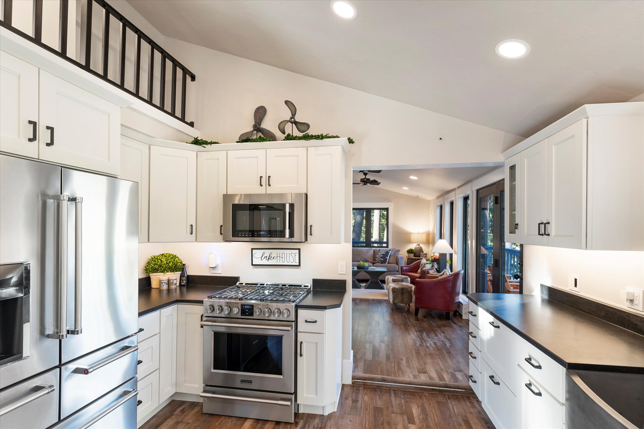 312 & 318 Island Dr.