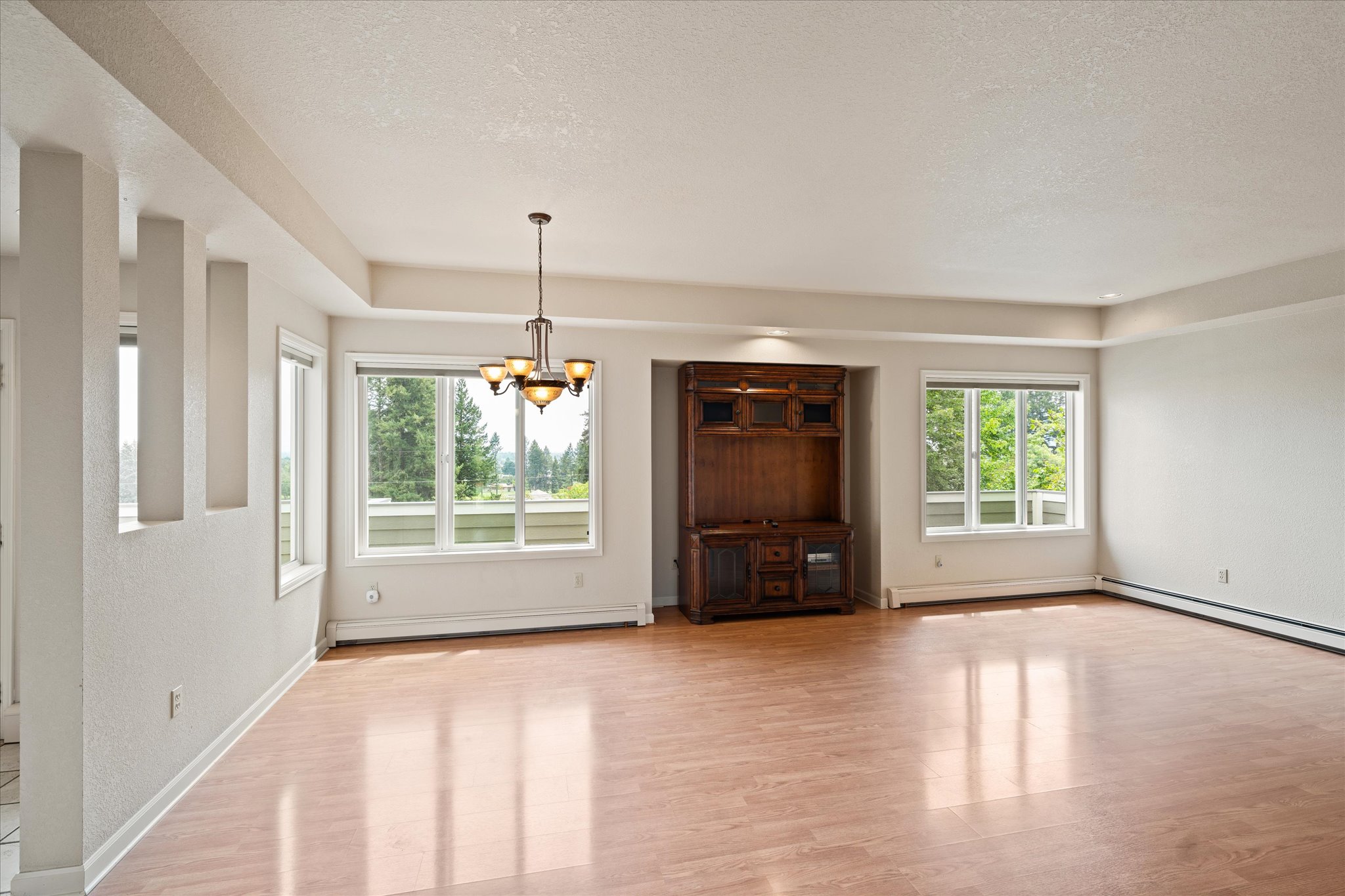 164 Crestline Avenue