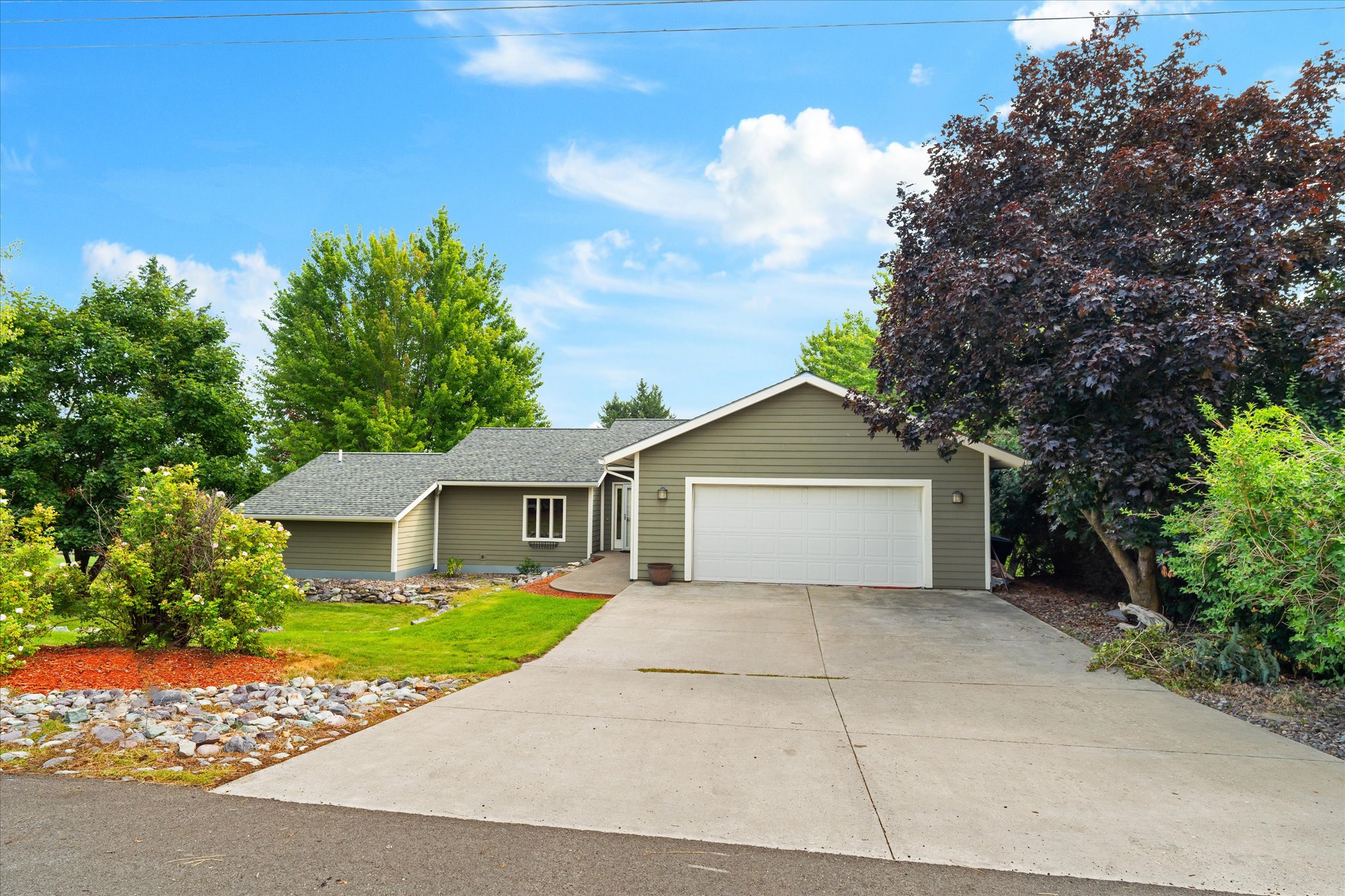 164 Crestline Avenue