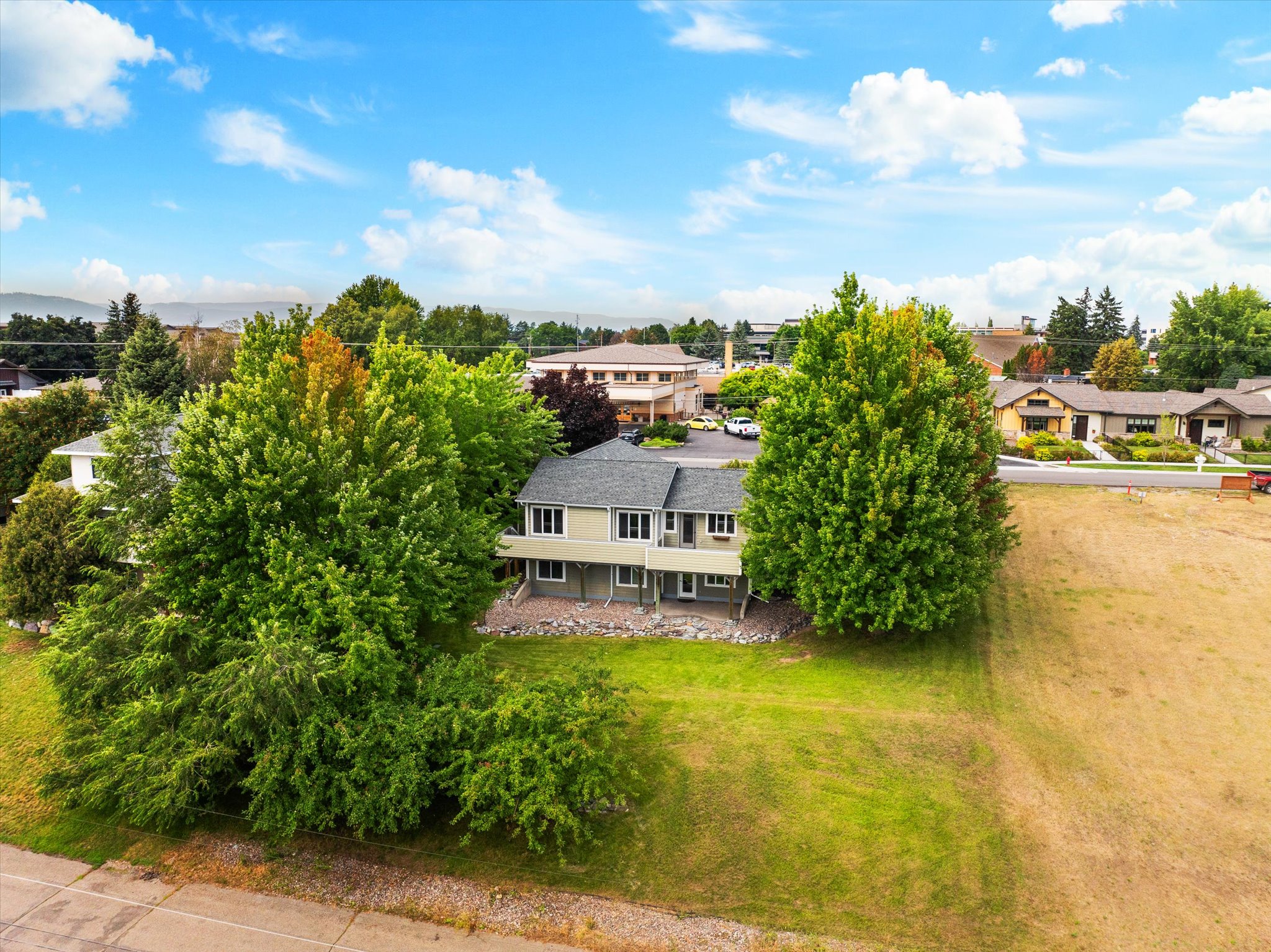 164 Crestline Avenue