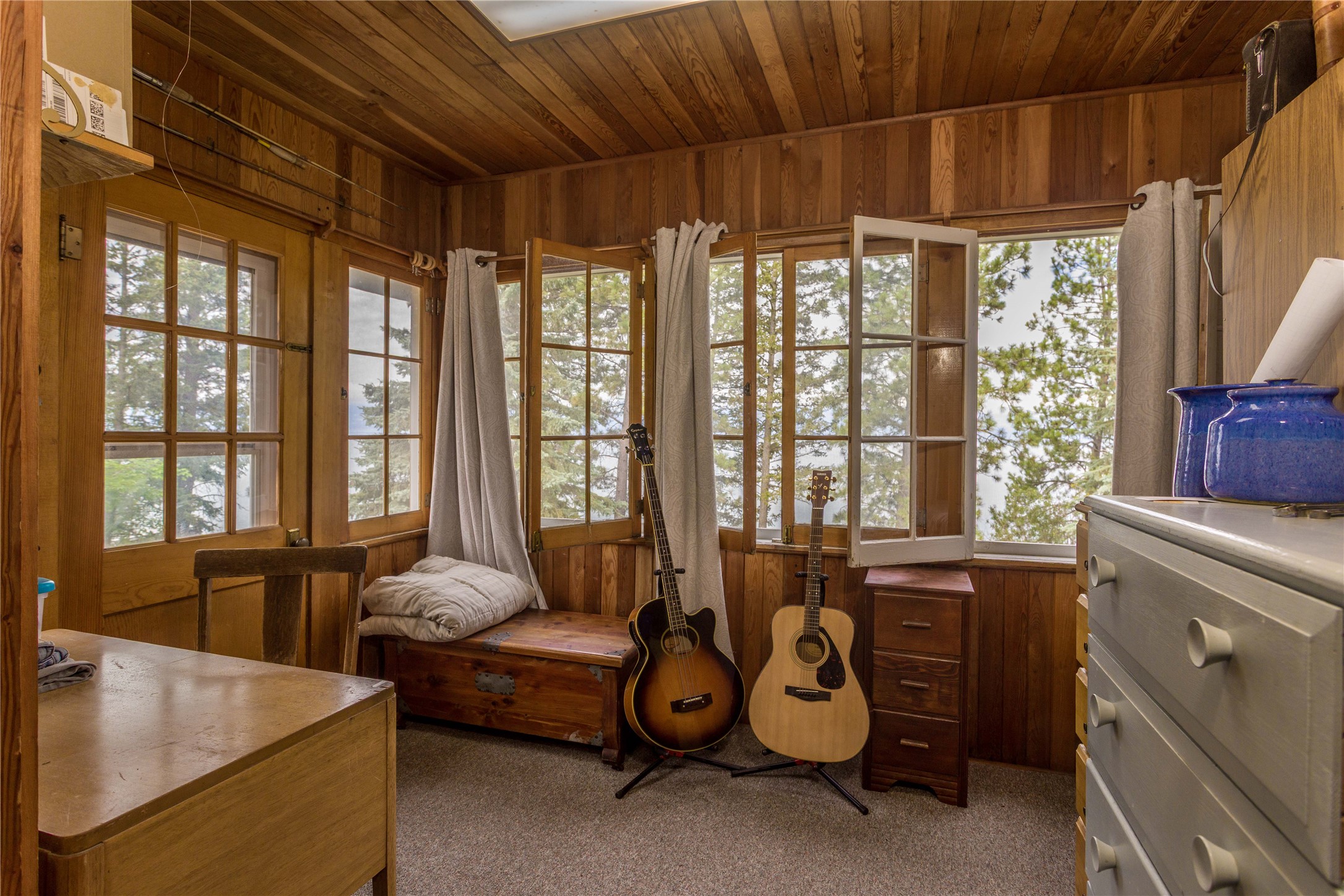 338 Flathead Lodge Road