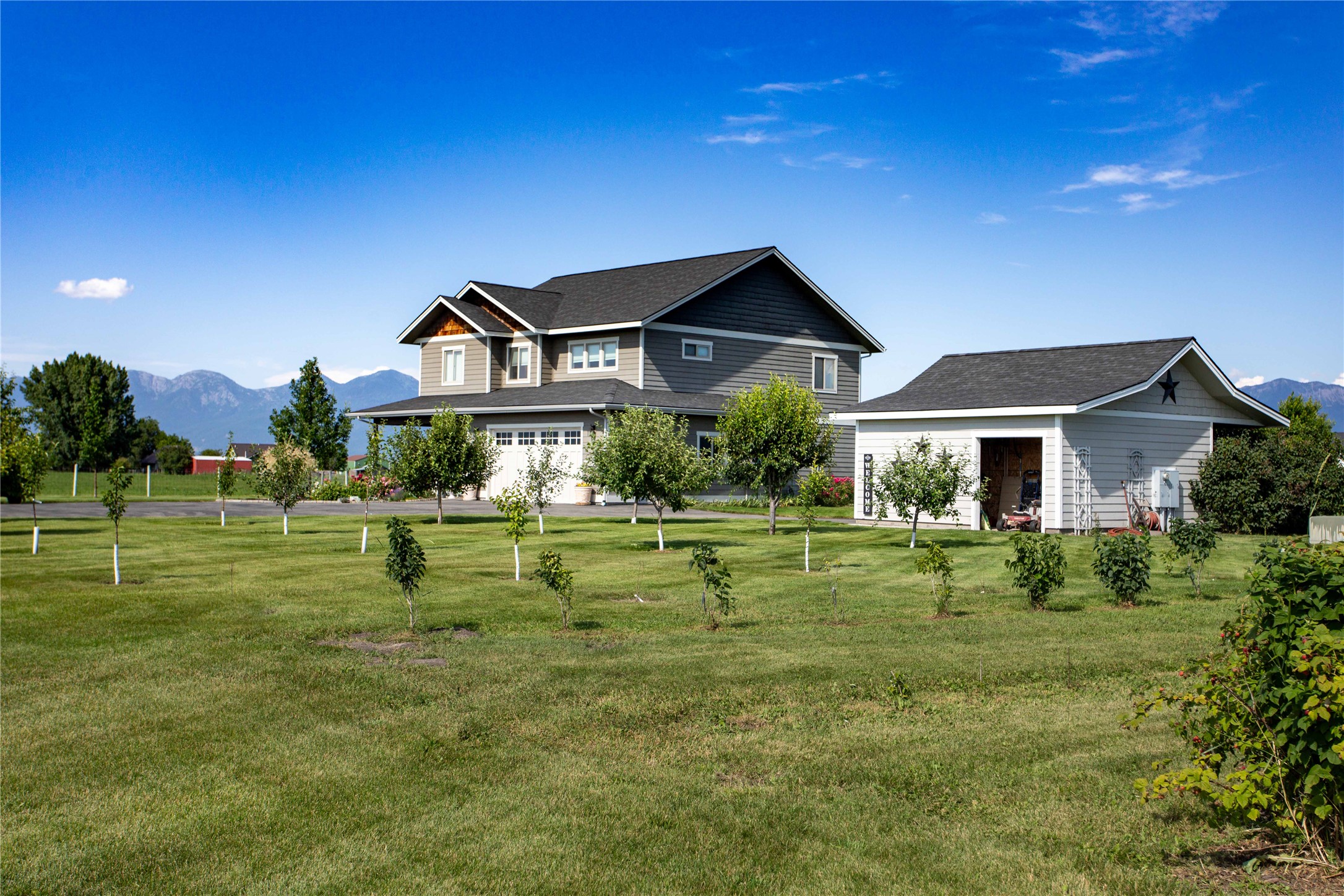 1185 Majestic View Lane