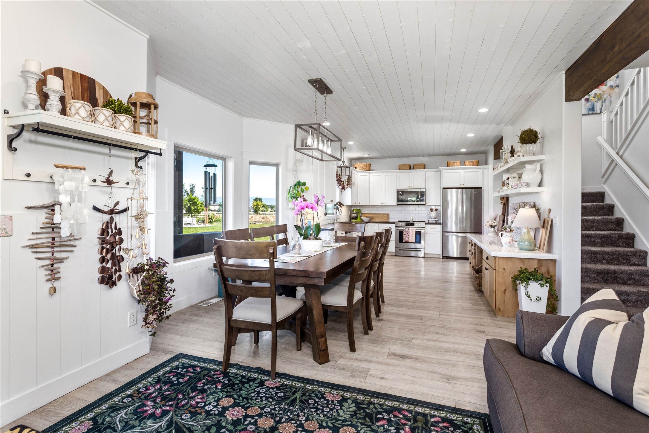 1185 Majestic View Lane