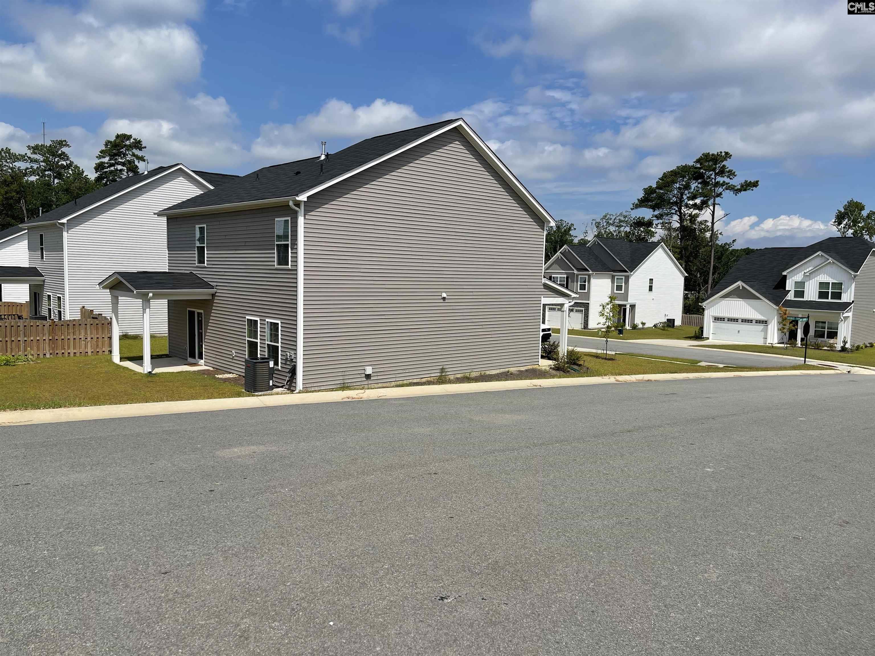 605 Bronze Fantail Run