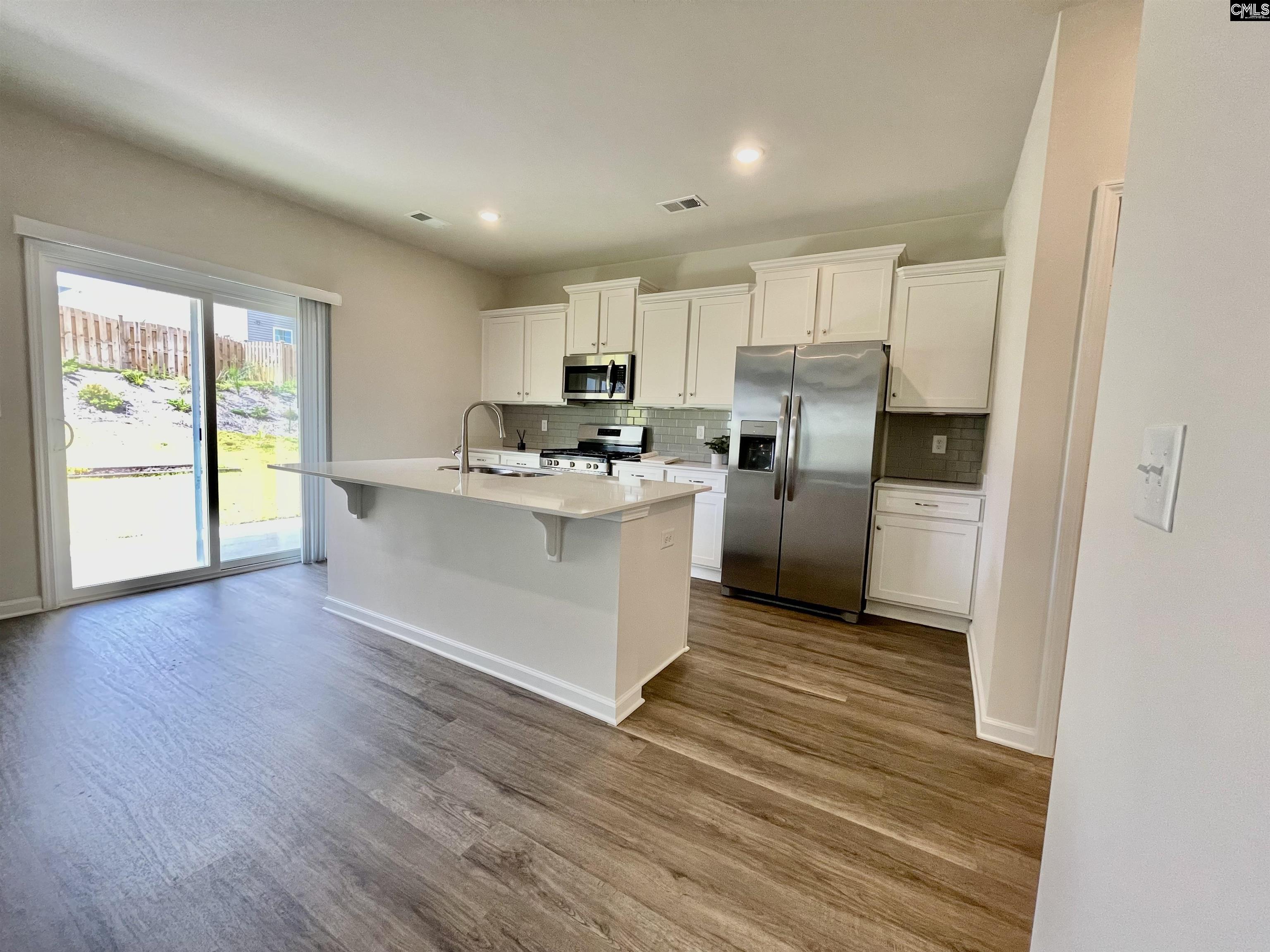 605 Bronze Fantail Run