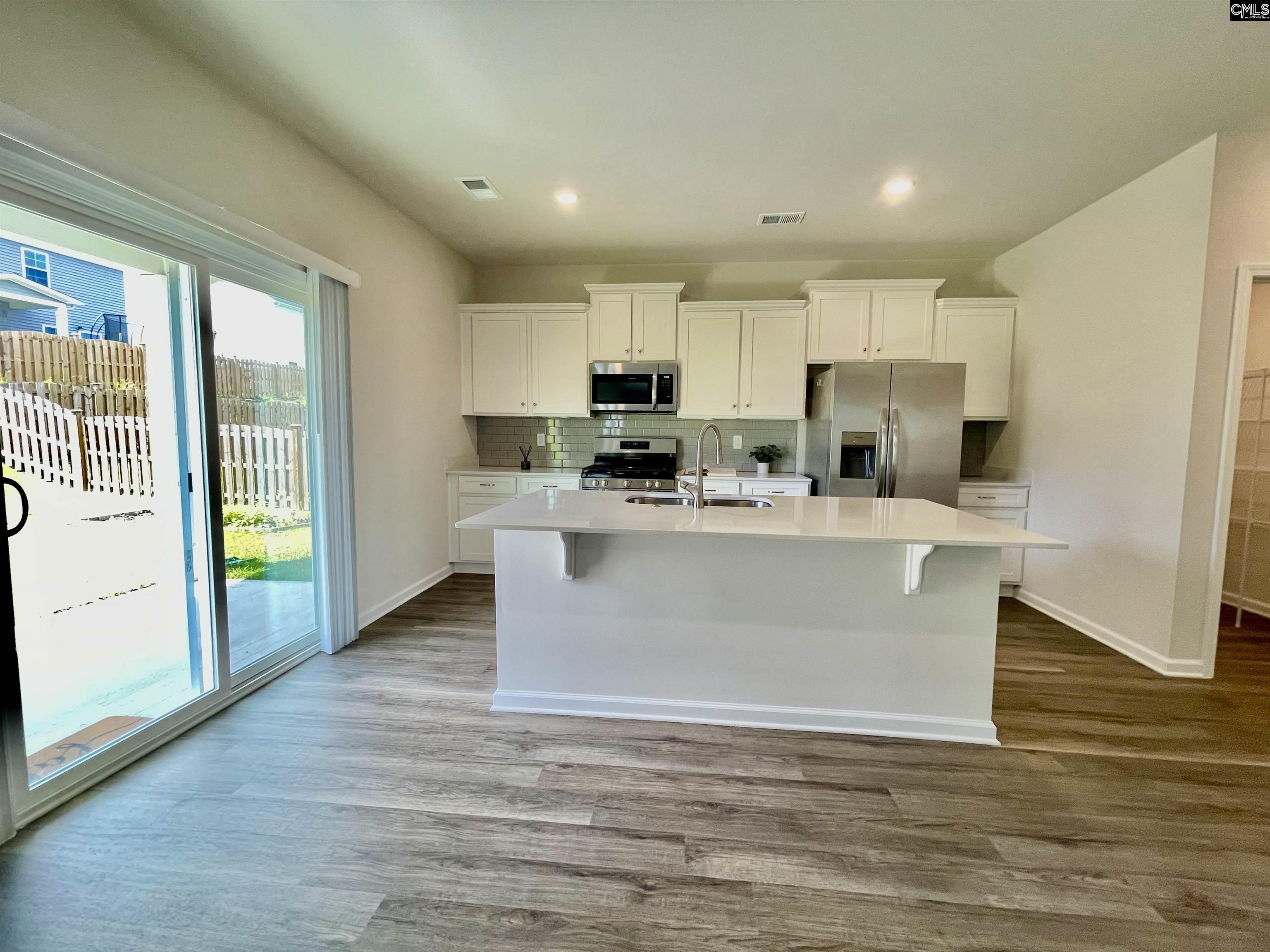 605 Bronze Fantail Run