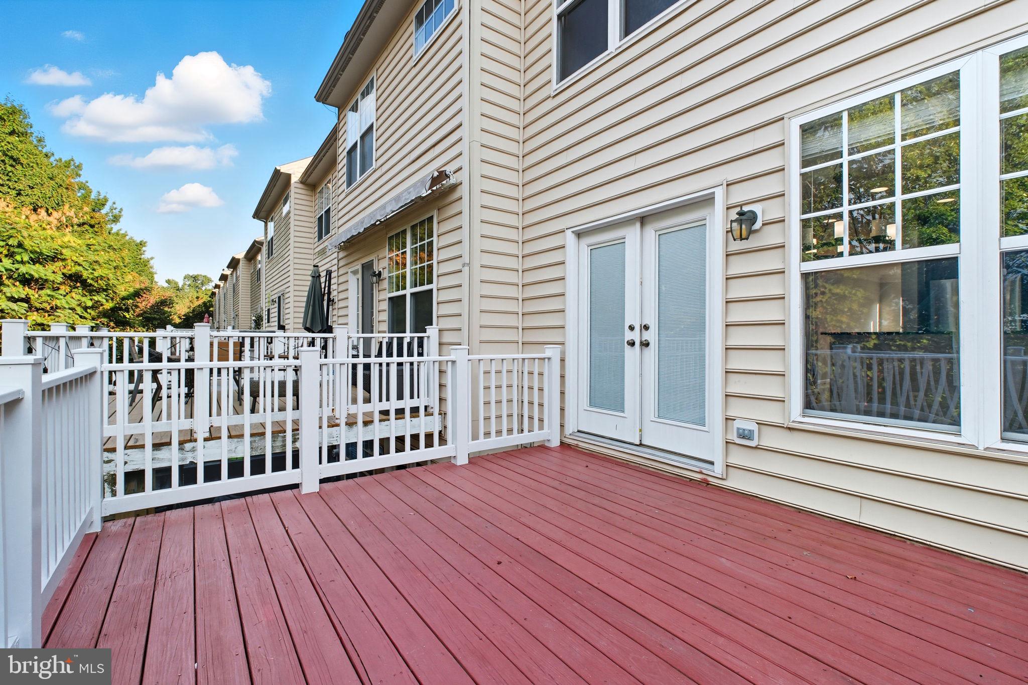 8151 DOVE COTTAGE COURT