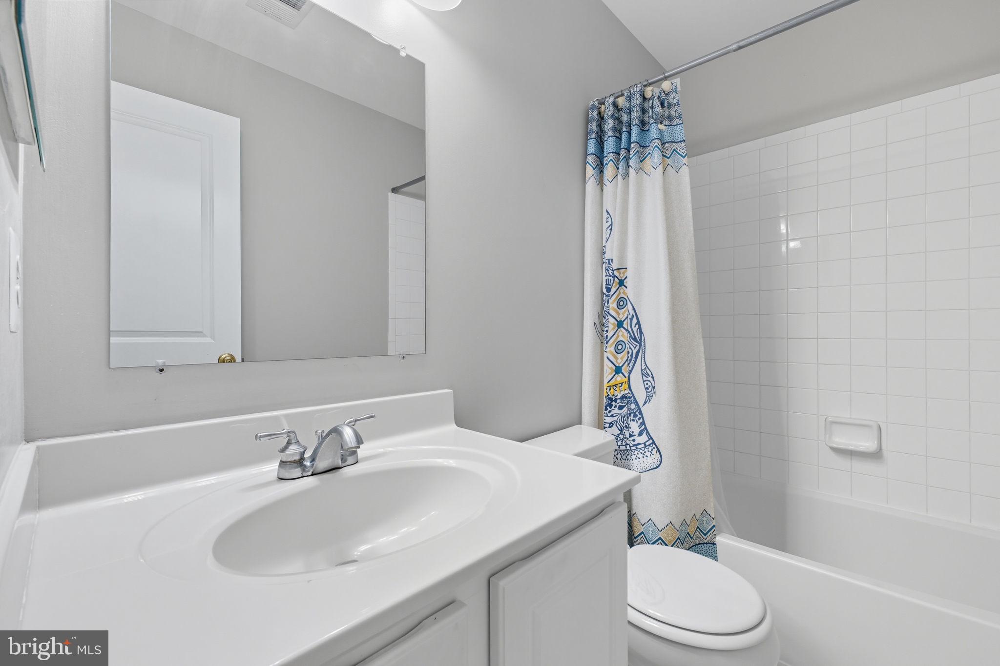 8151 DOVE COTTAGE COURT