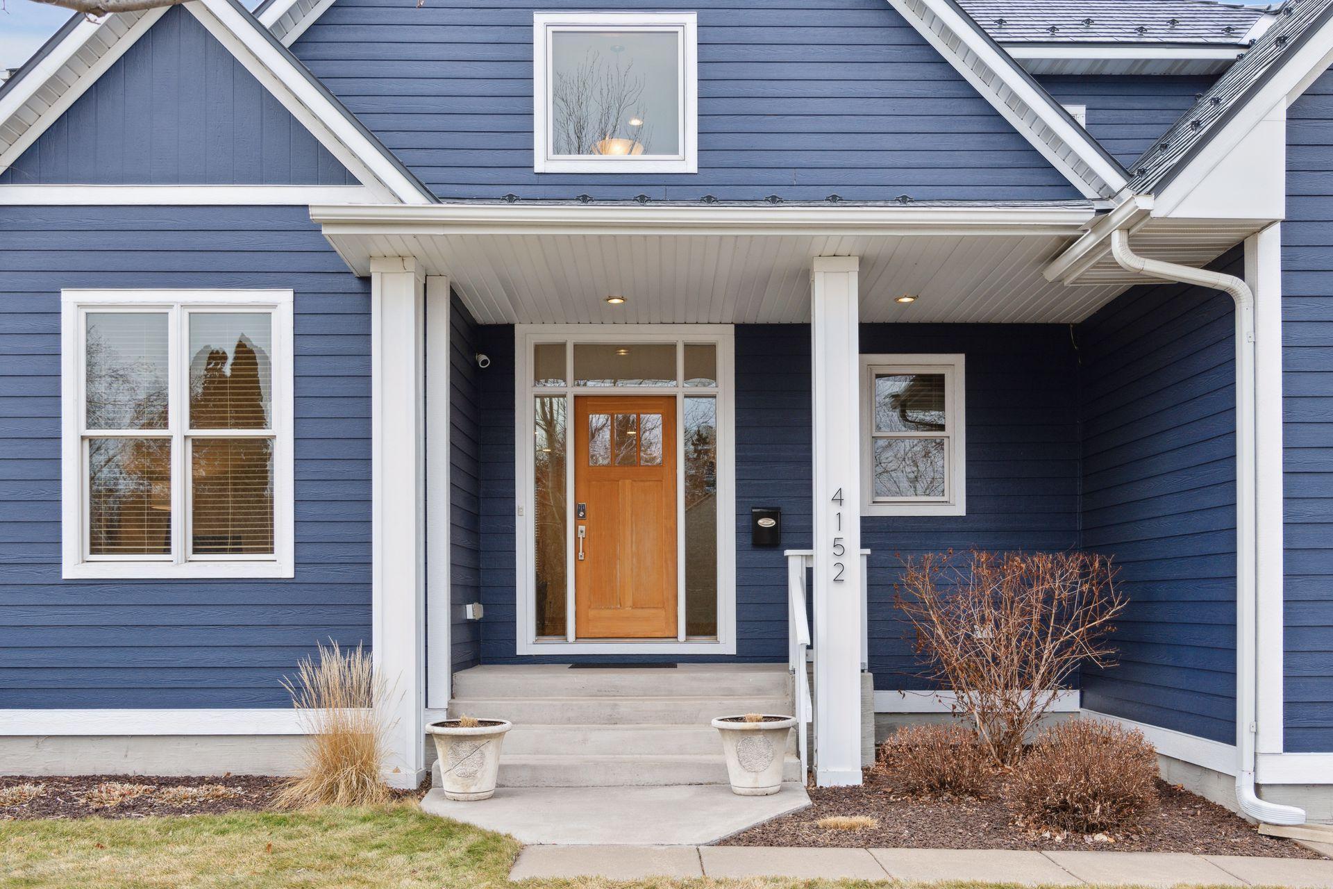 4152 Cleveland Street NE