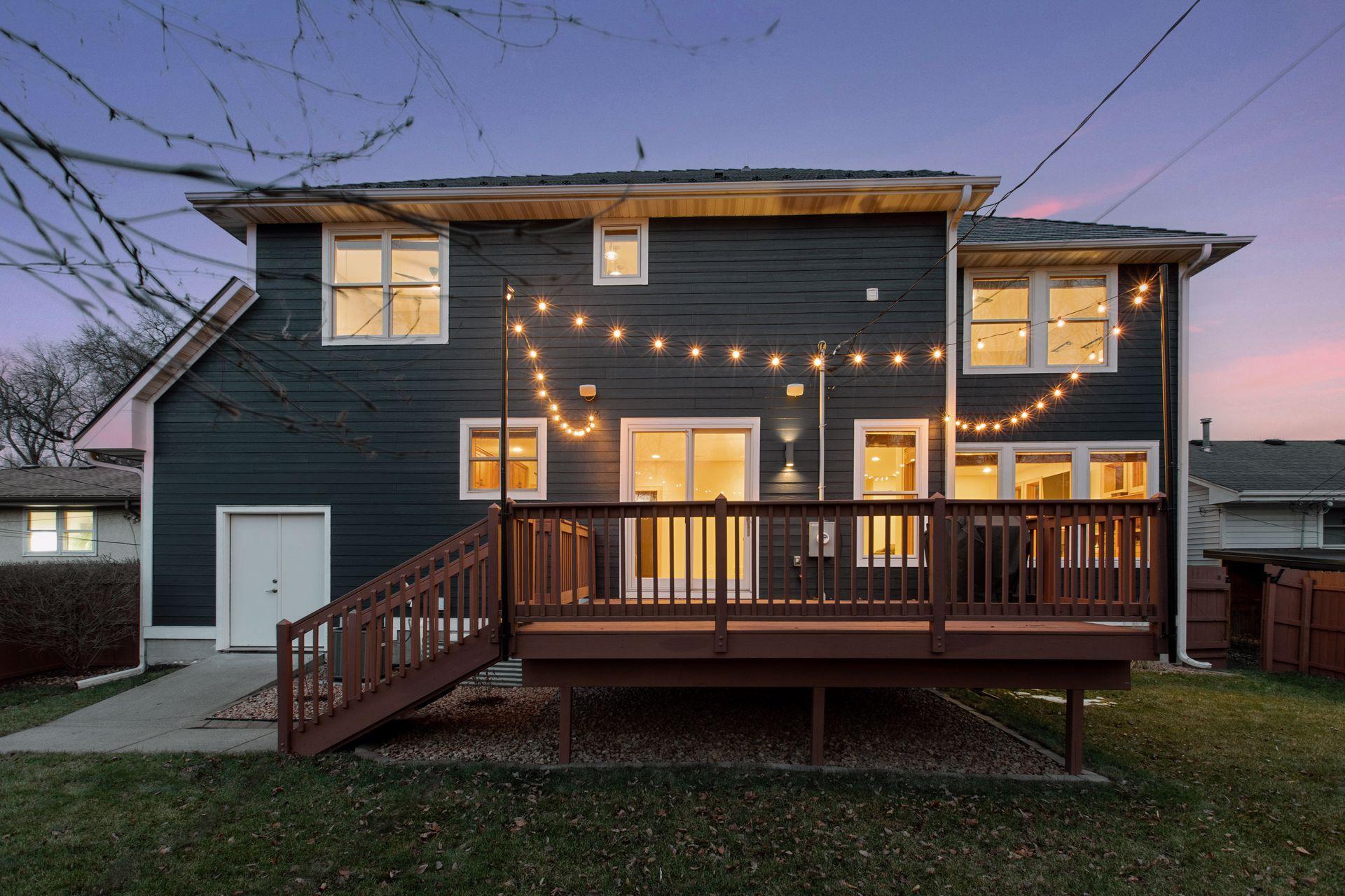 4152 Cleveland Street NE