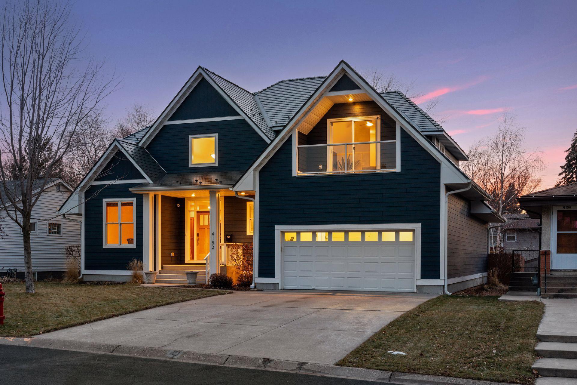 4152 Cleveland Street NE