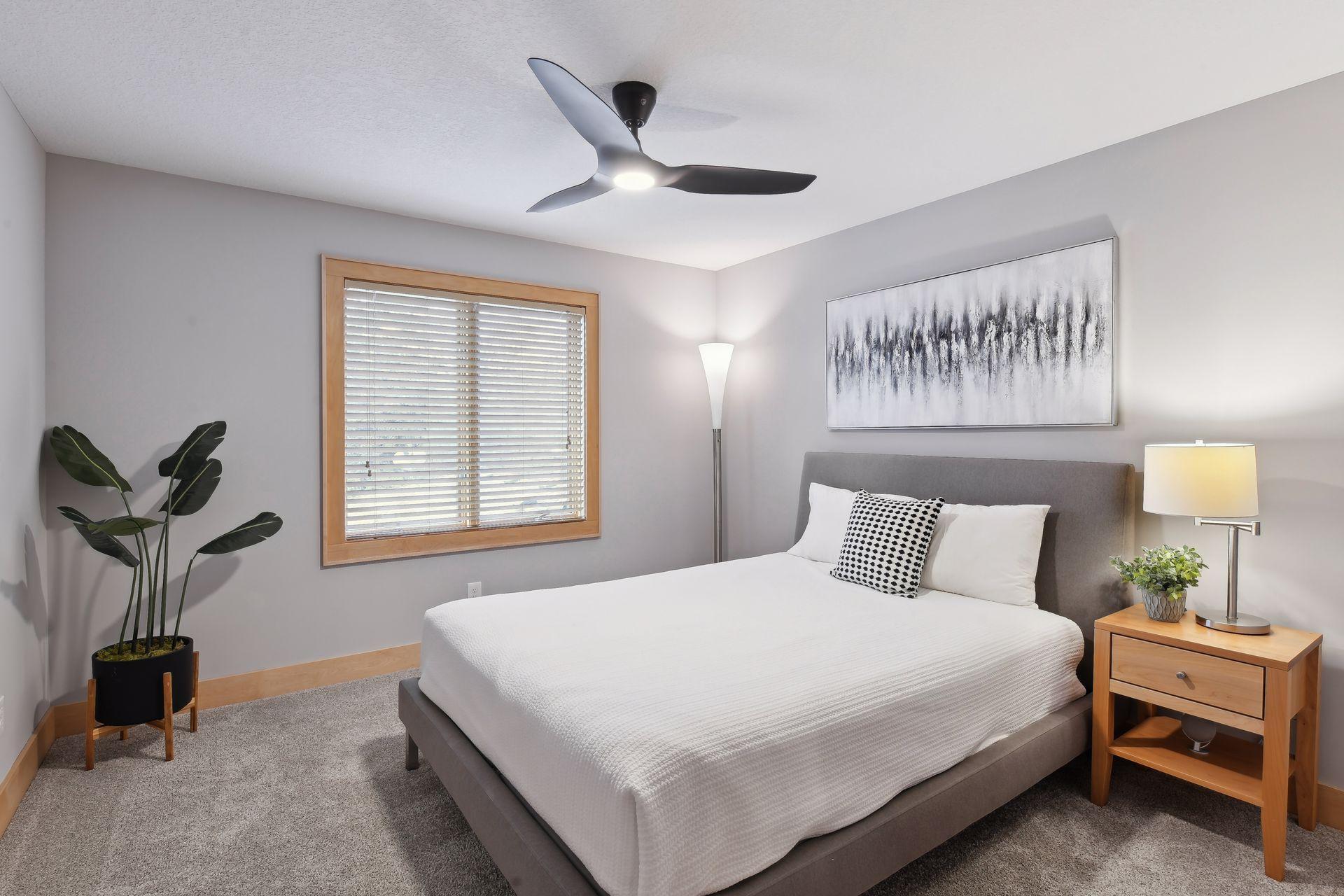 4152 Cleveland Street NE