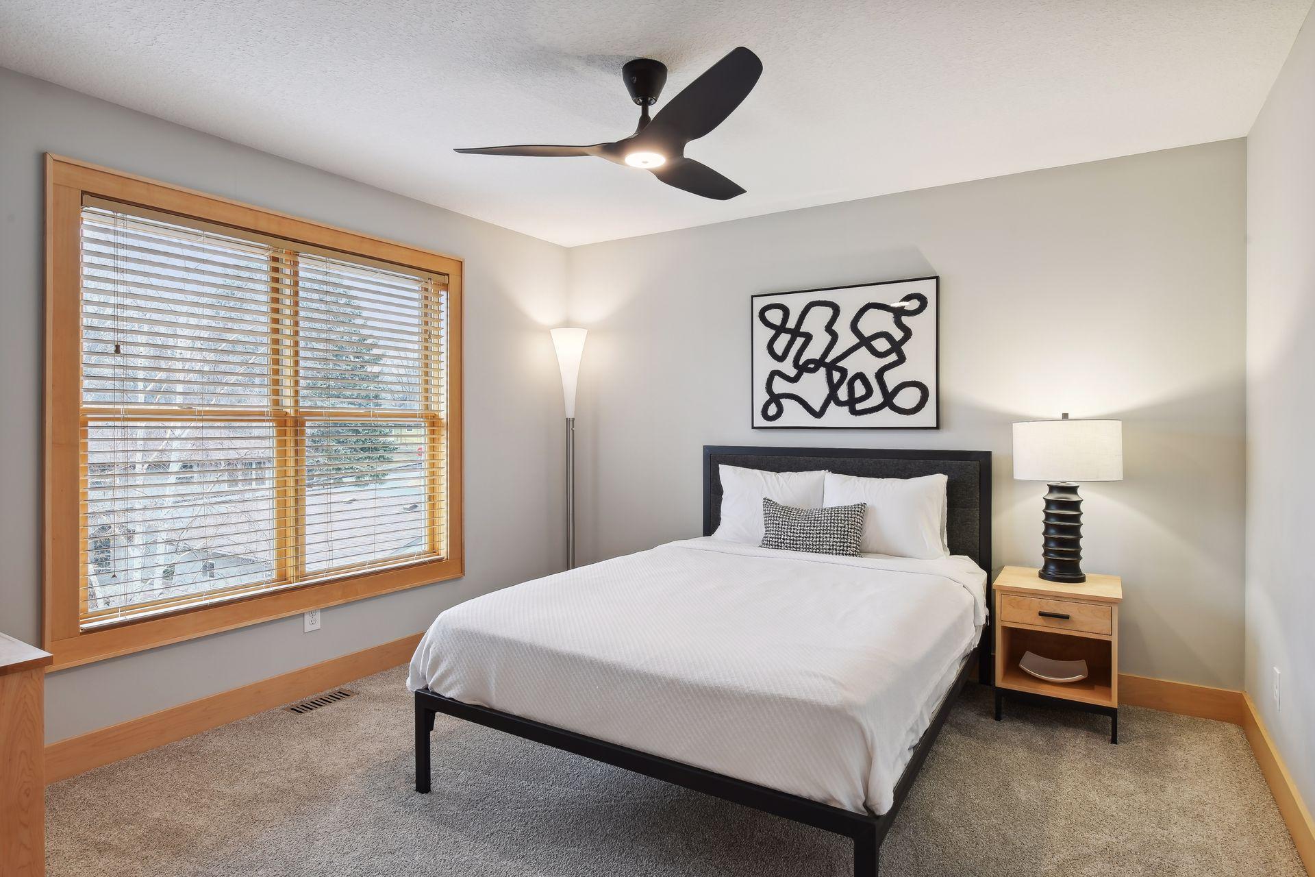 4152 Cleveland Street NE