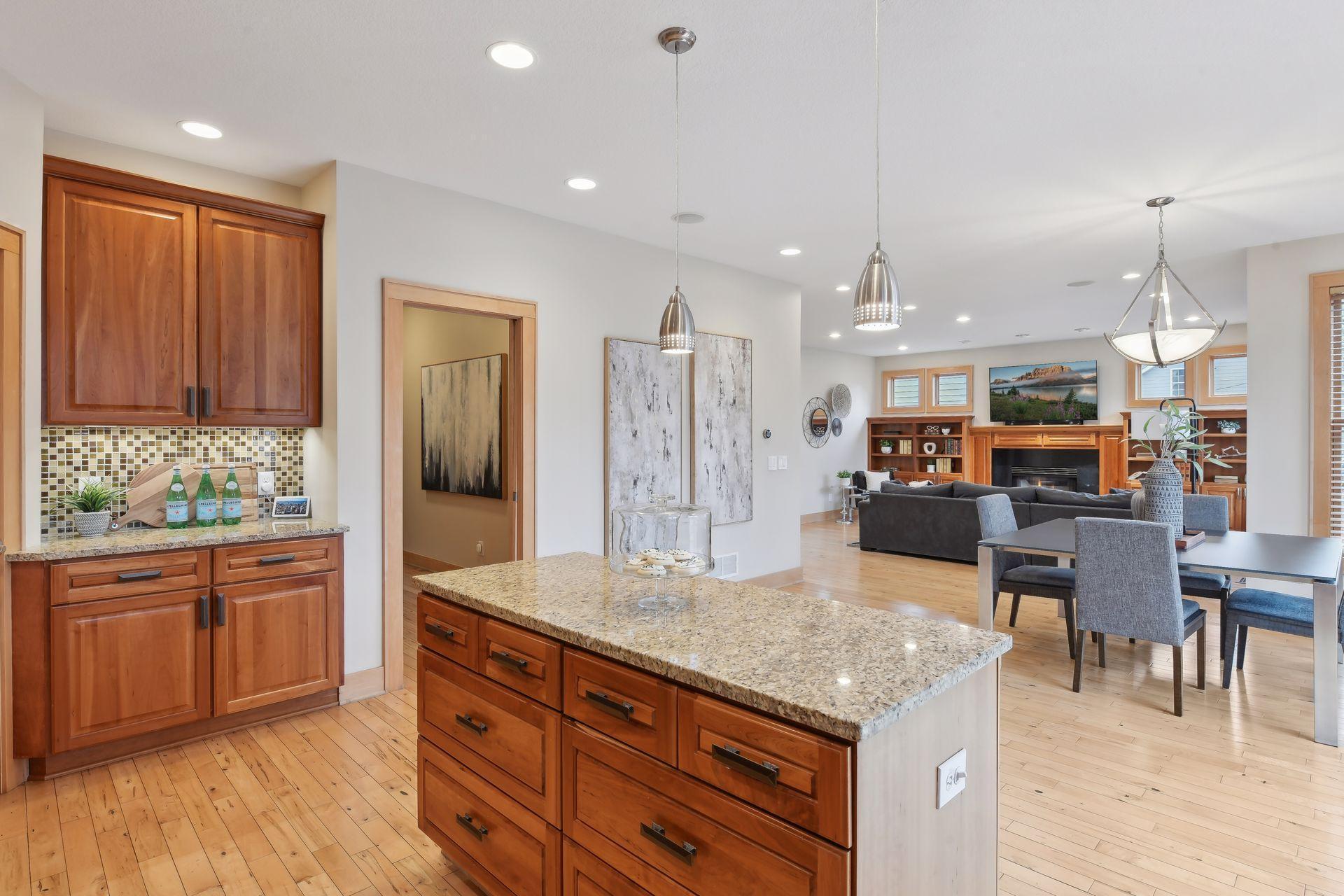 4152 Cleveland Street NE