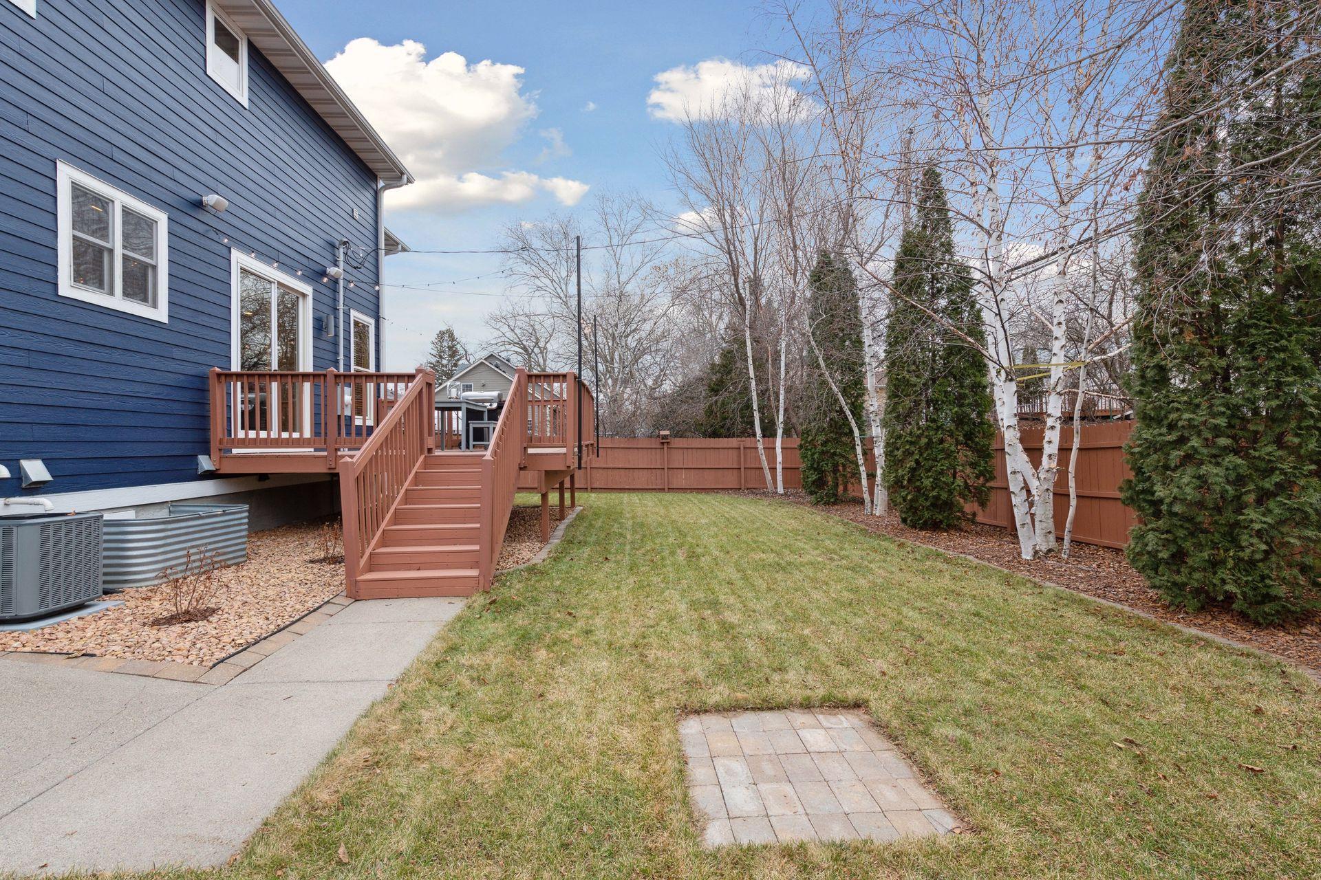 4152 Cleveland Street NE