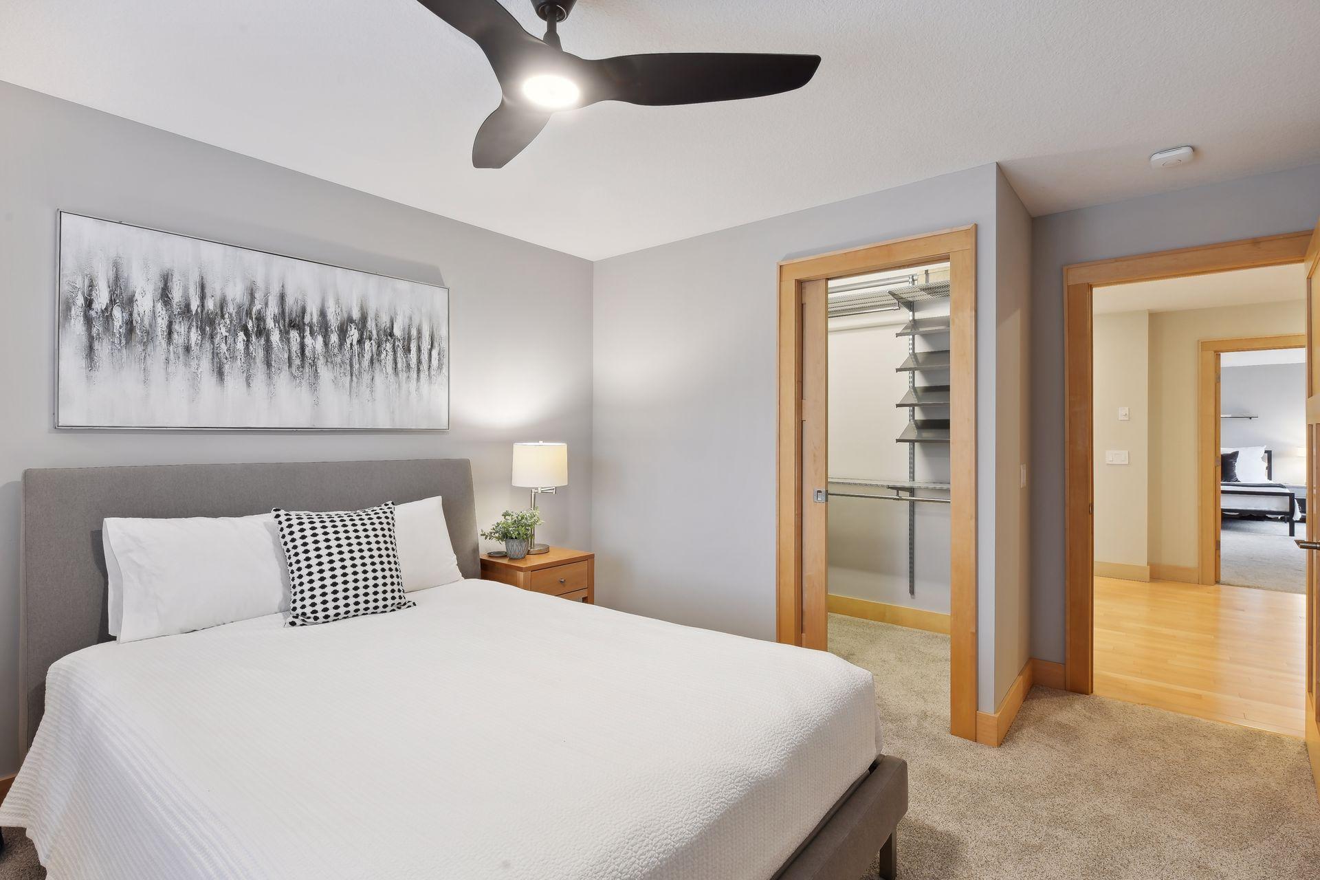 4152 Cleveland Street NE