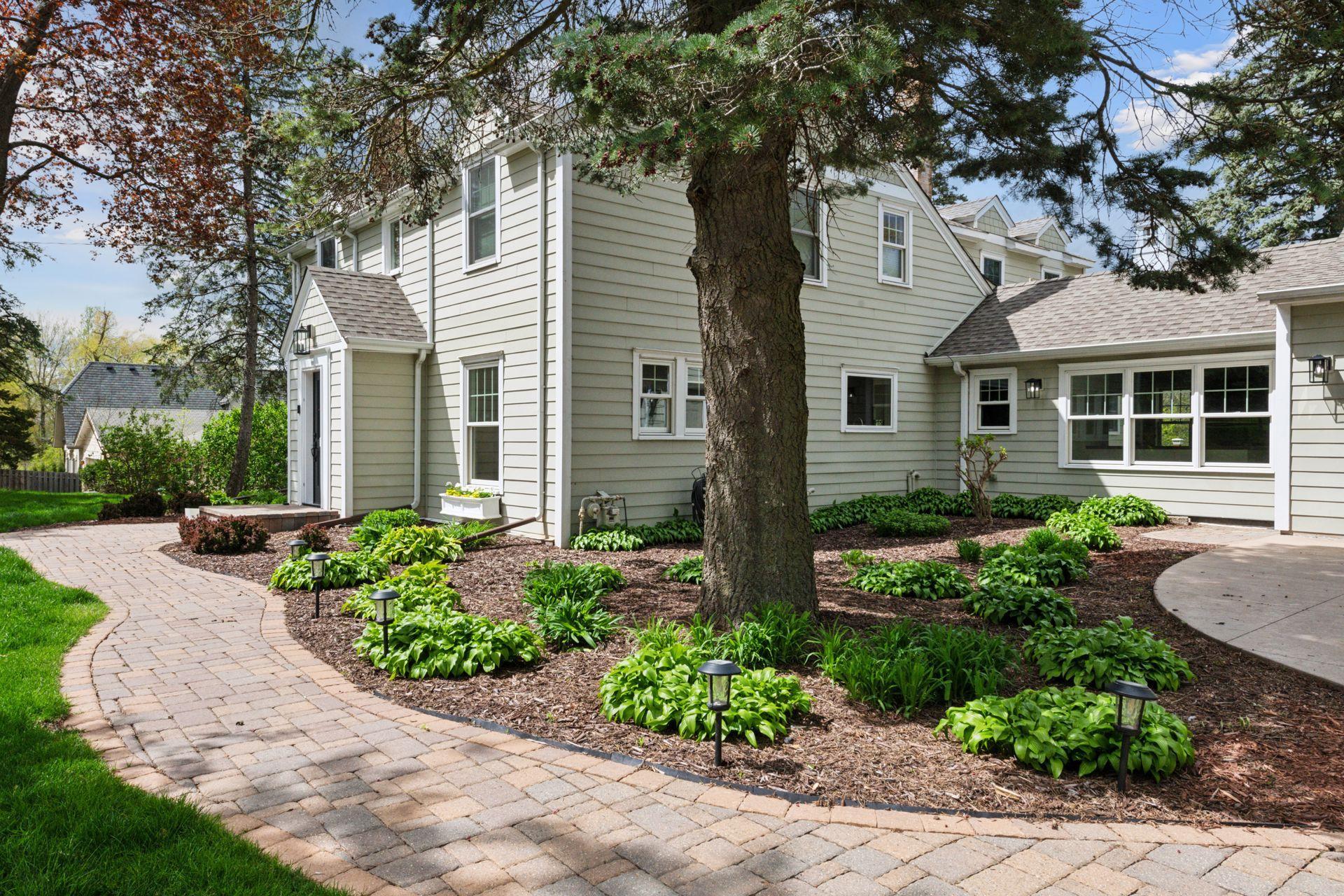 2526 Crosby Road