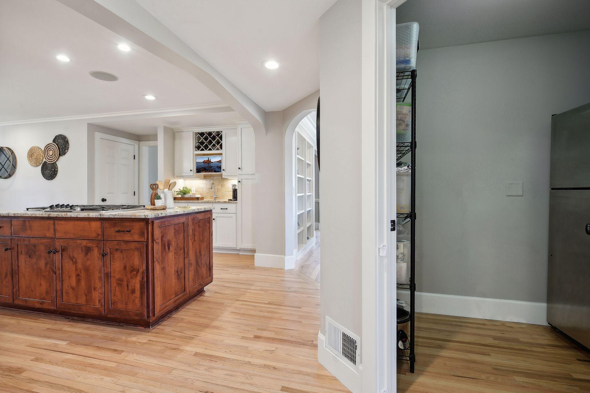 2526 Crosby Road