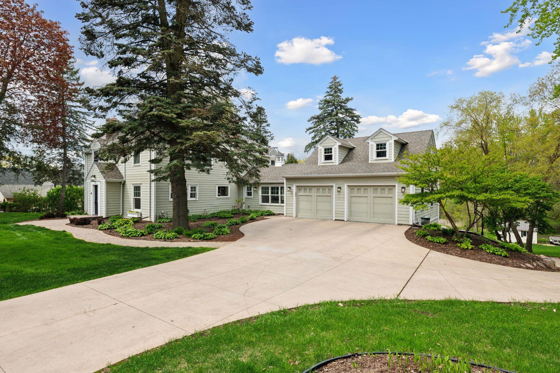 2526 Crosby Road