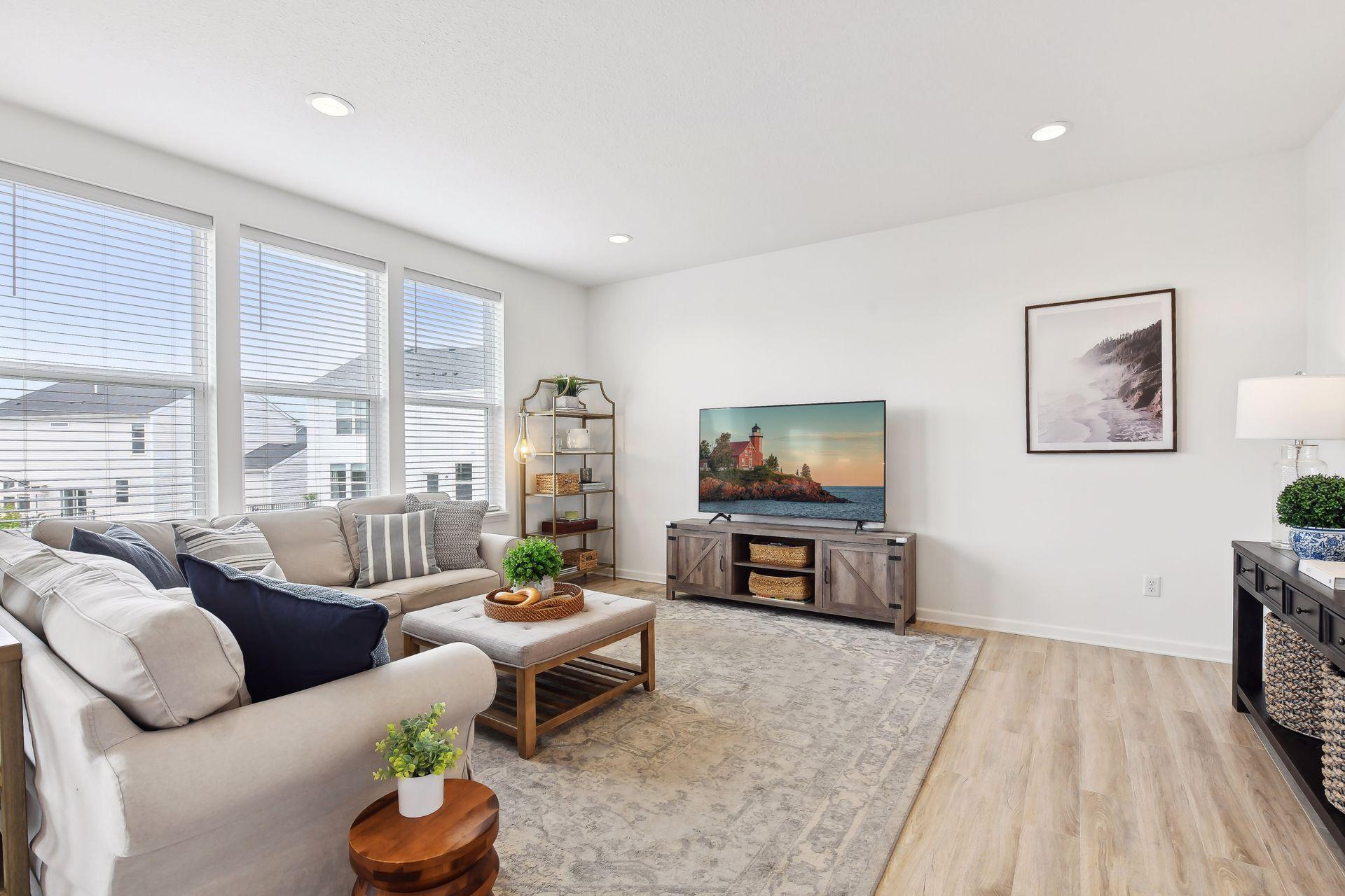 2825 Isabelle Drive