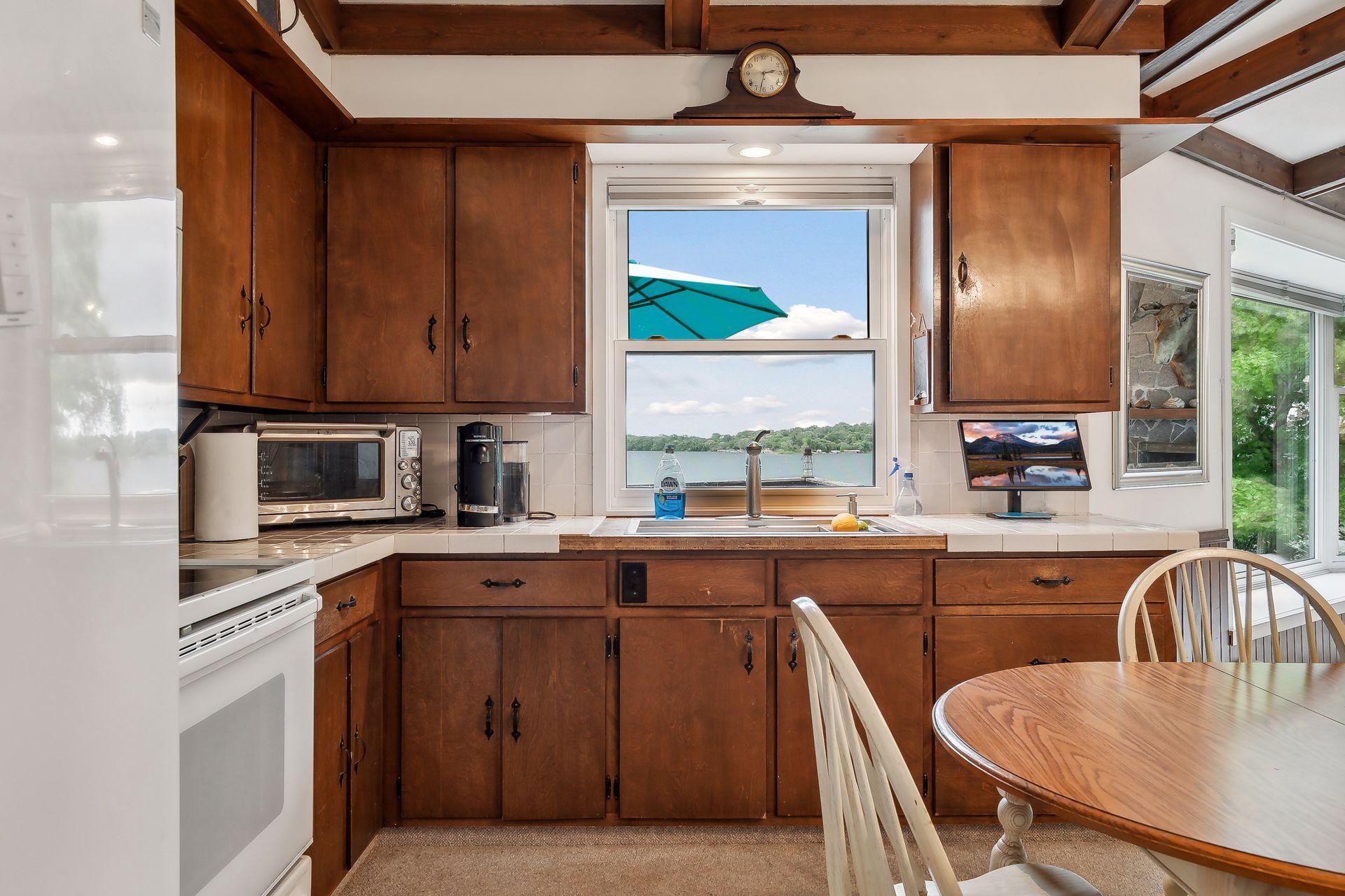 19466 Peninsula Trail