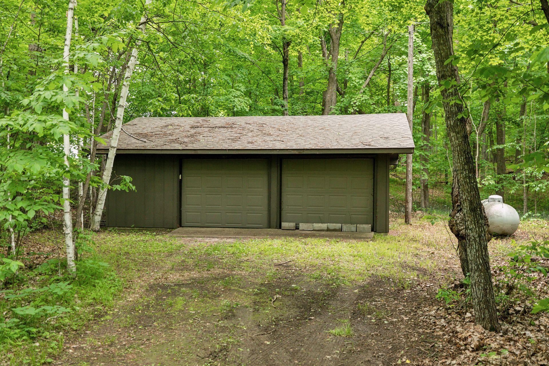 19466 Peninsula Trail