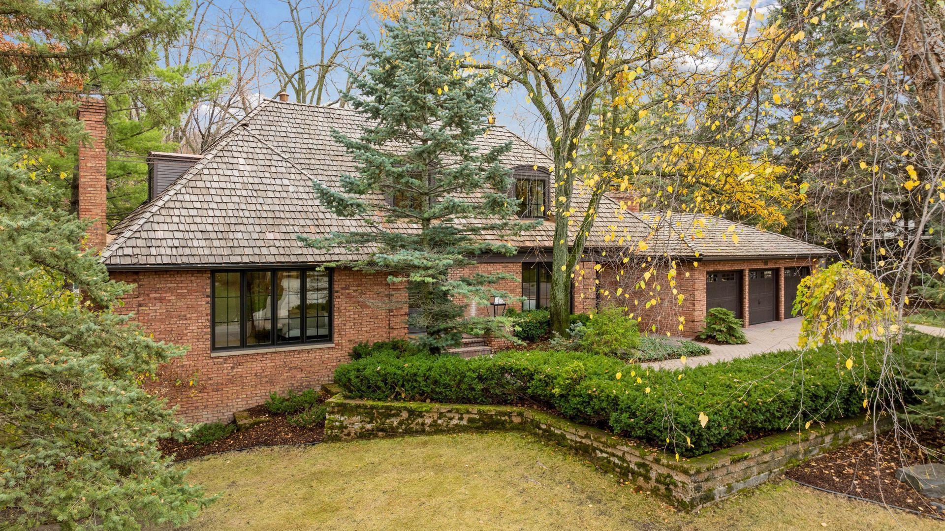 6601 Iroquois Trail