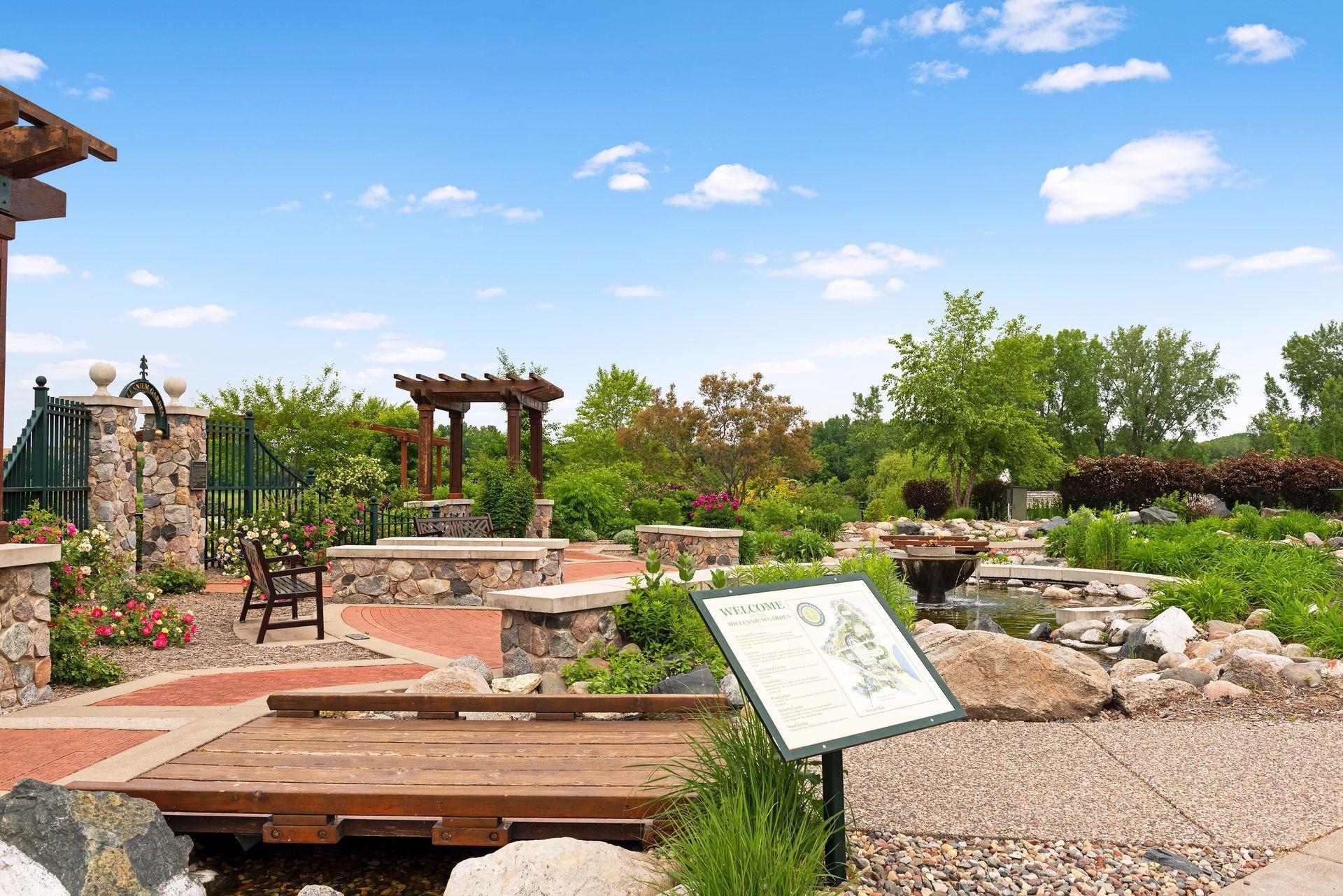 1485 Kingsview Lane N