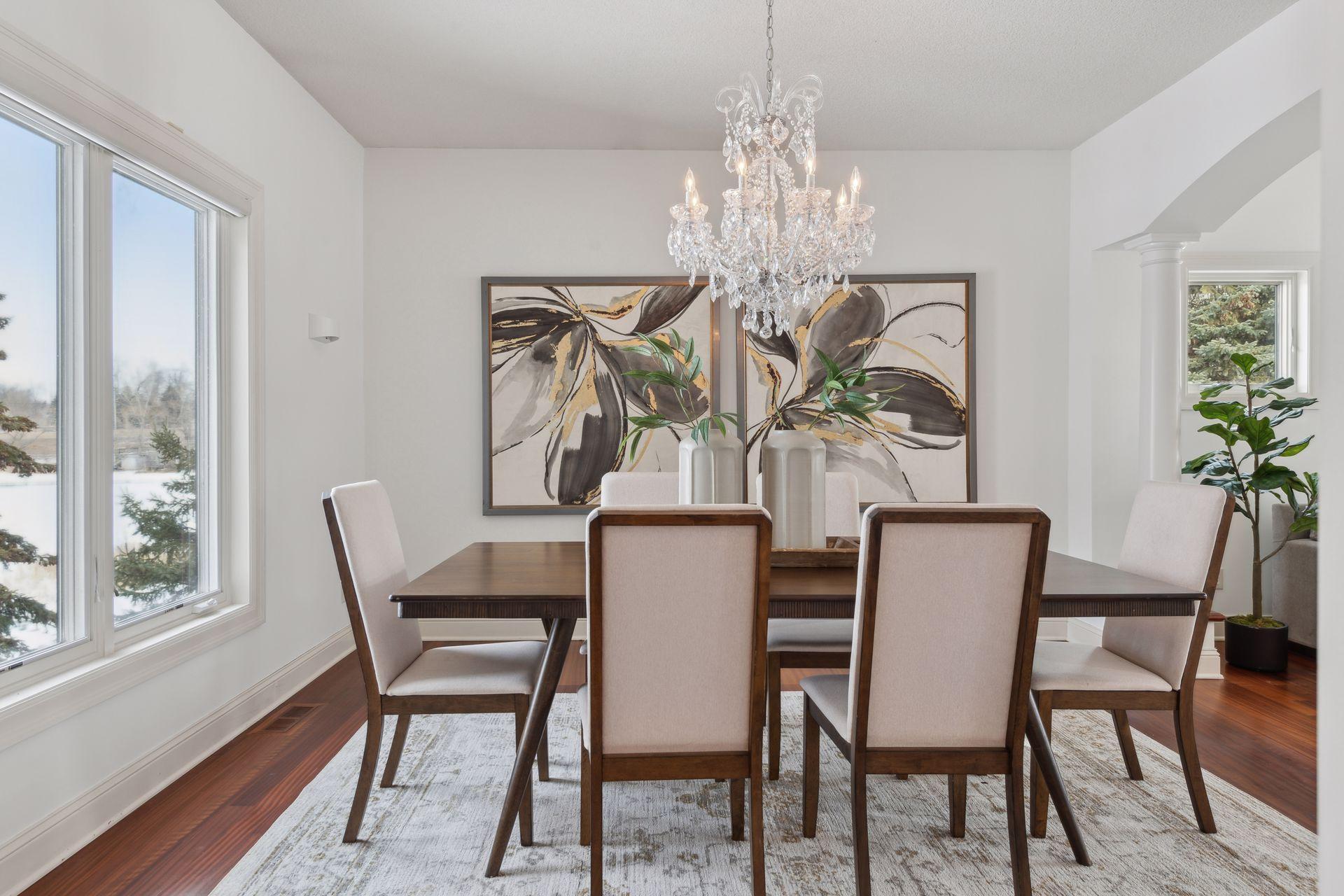 1485 Kingsview Lane N