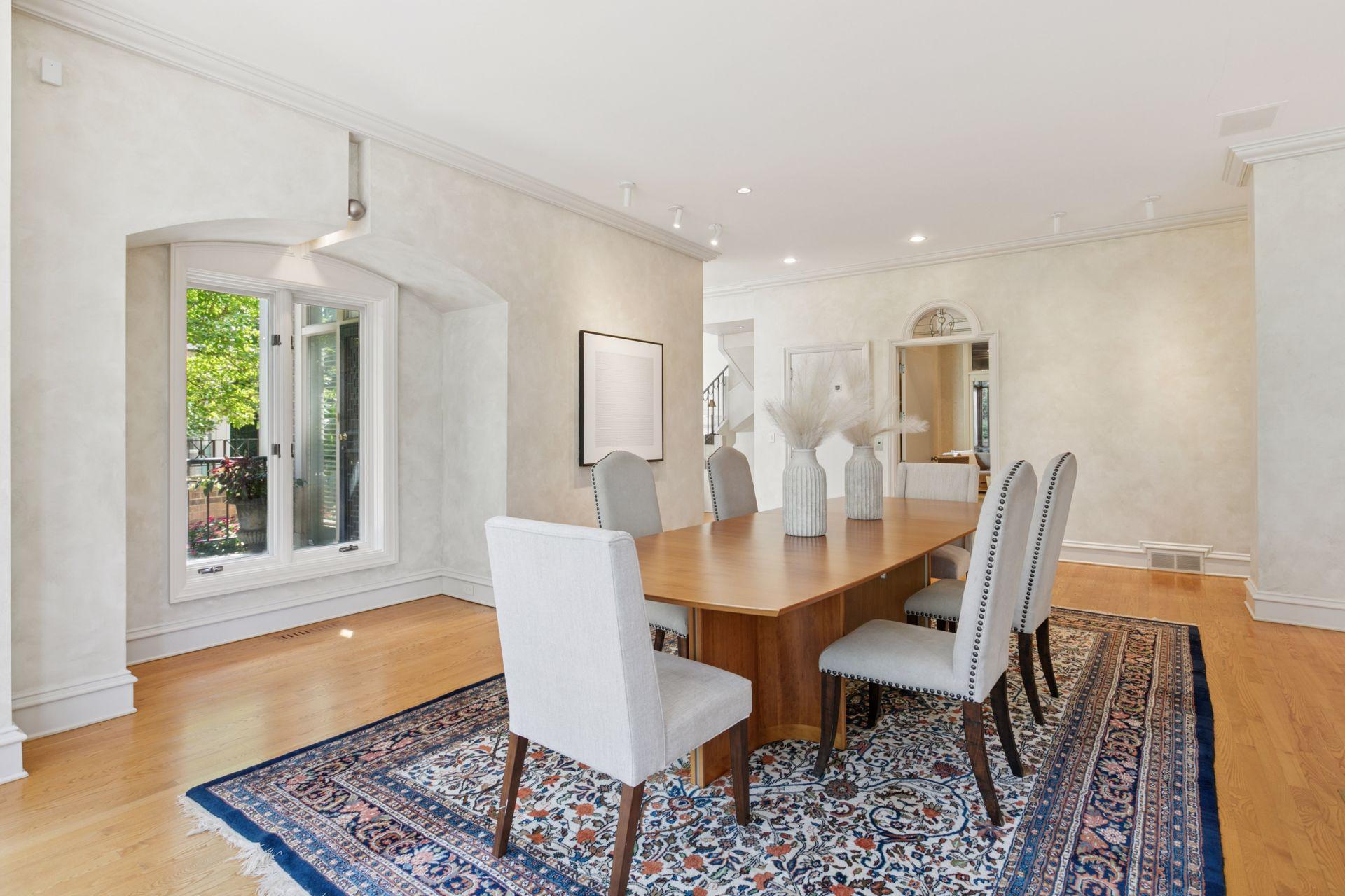 112 Groveland Terrace