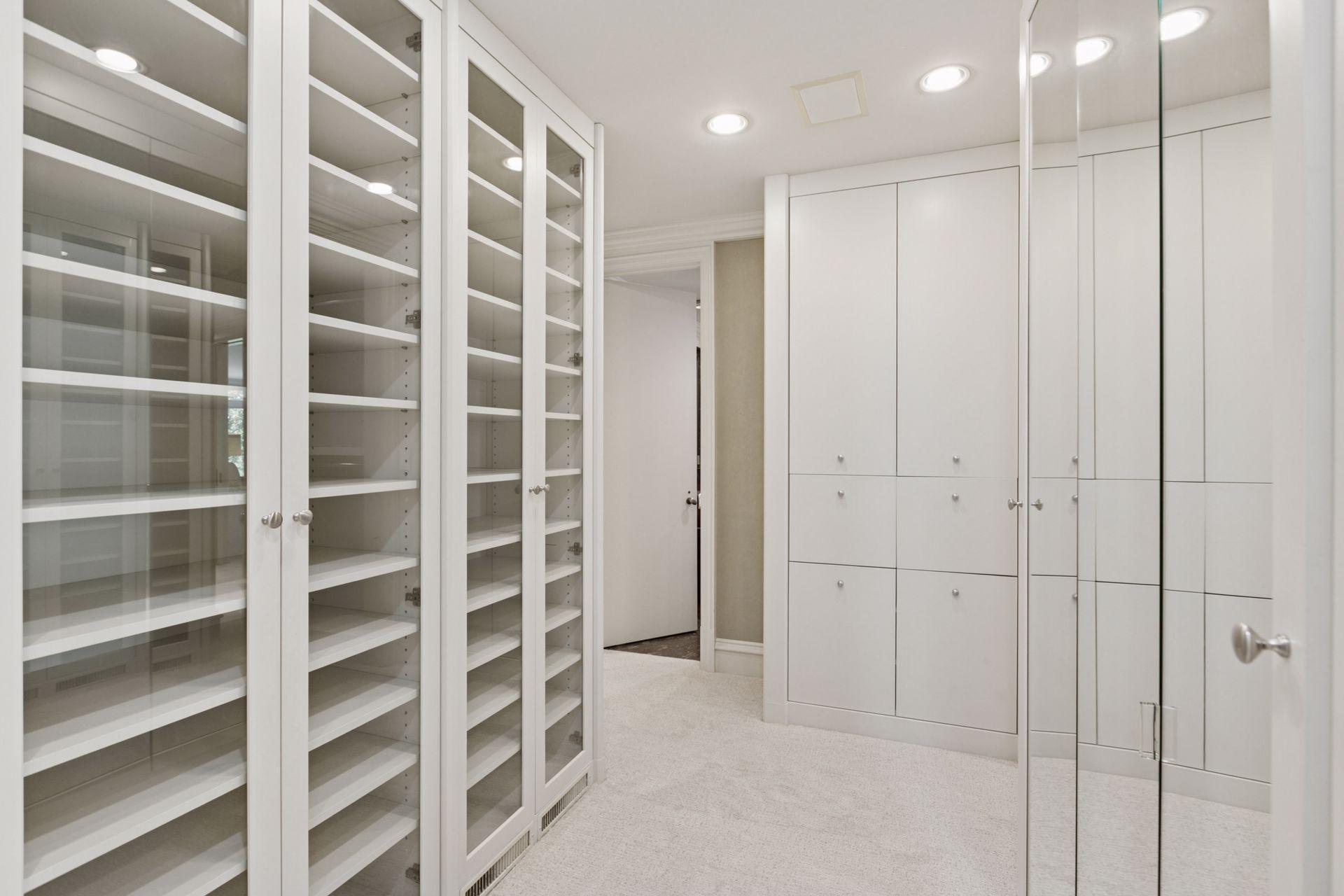 112 Groveland Terrace